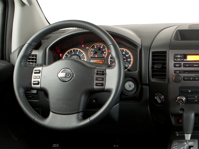2011 Nissan Titan SV