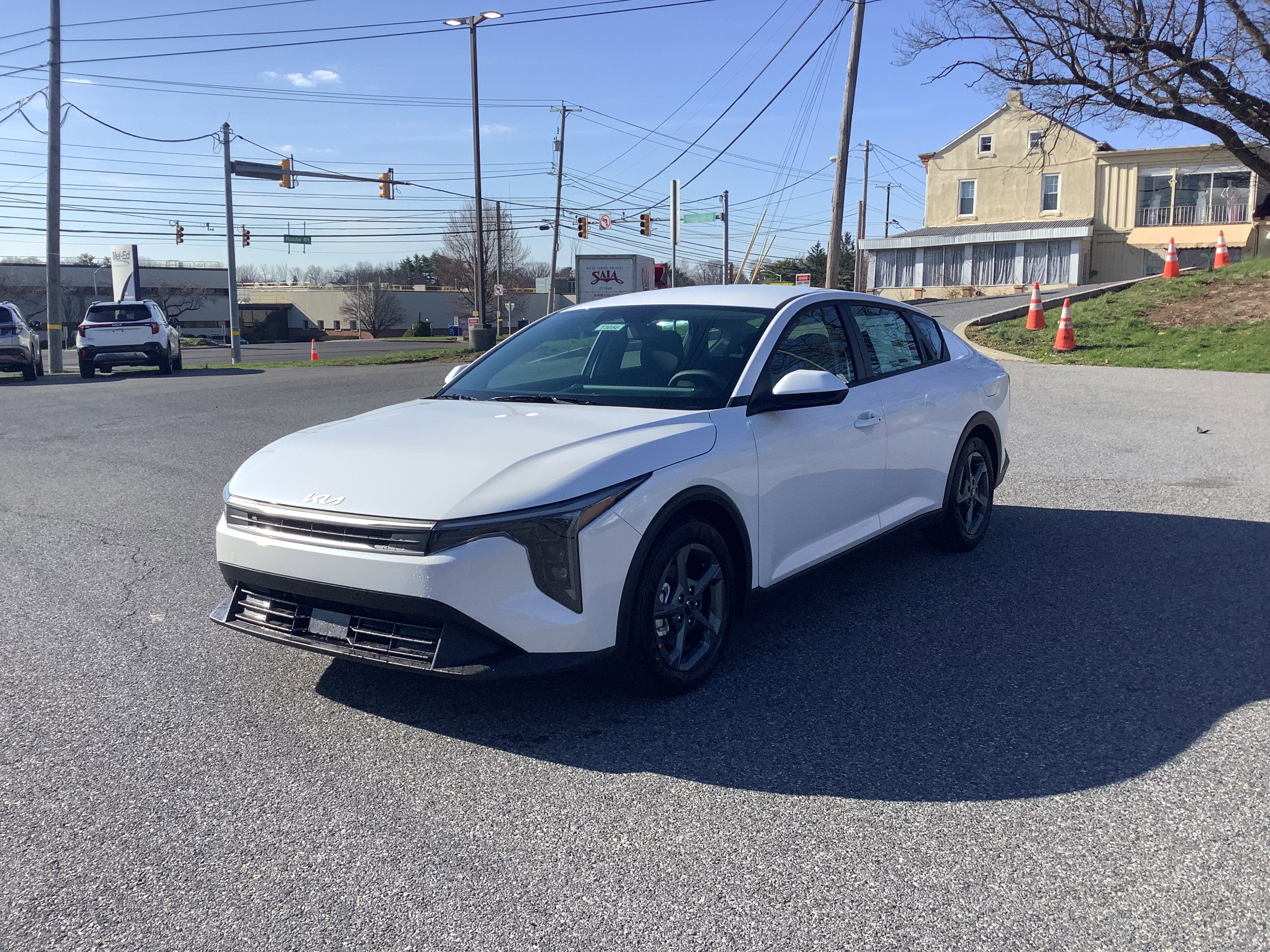 2026 Kia K4 LXS