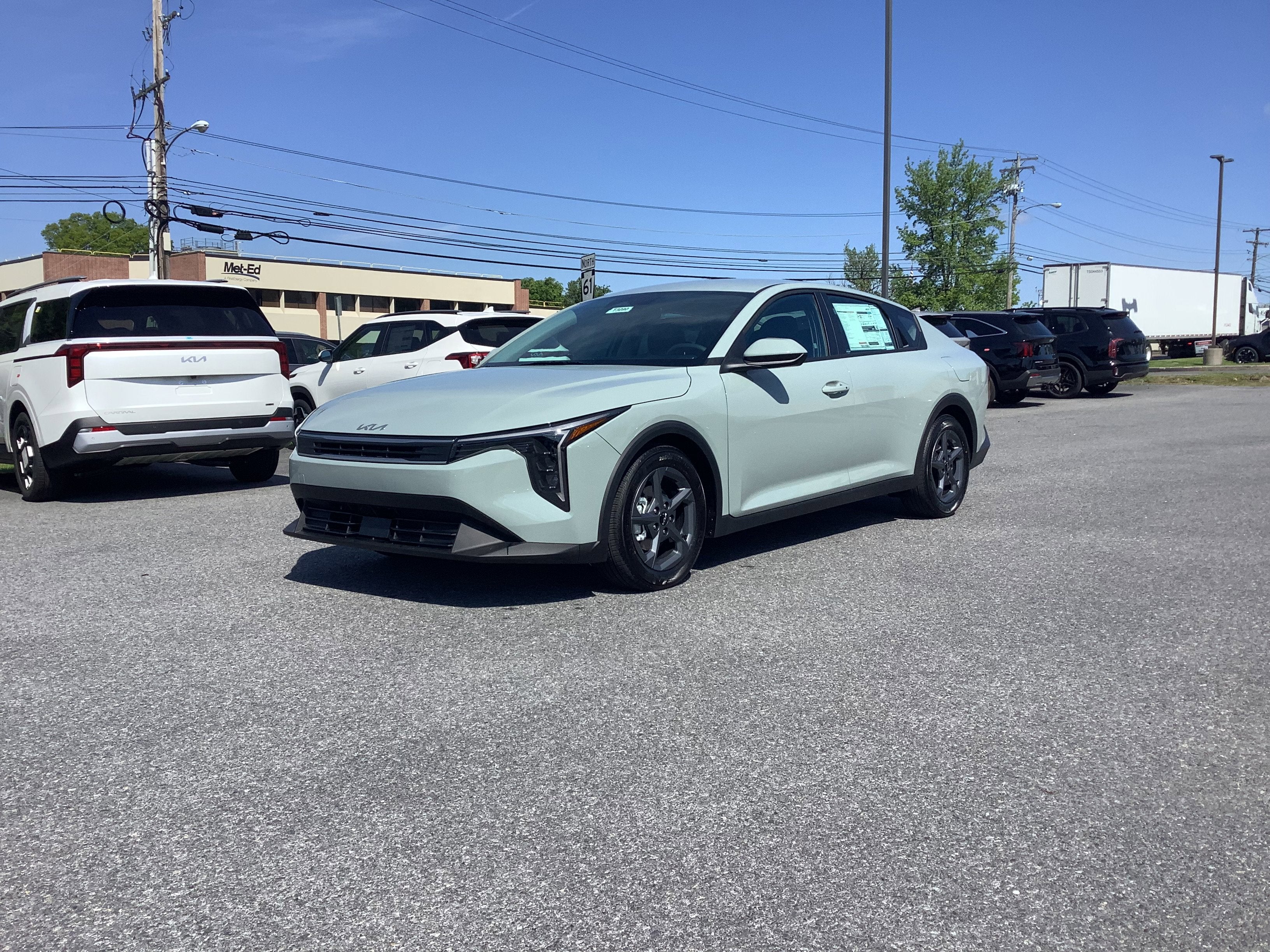 2026 Kia K4 LXS