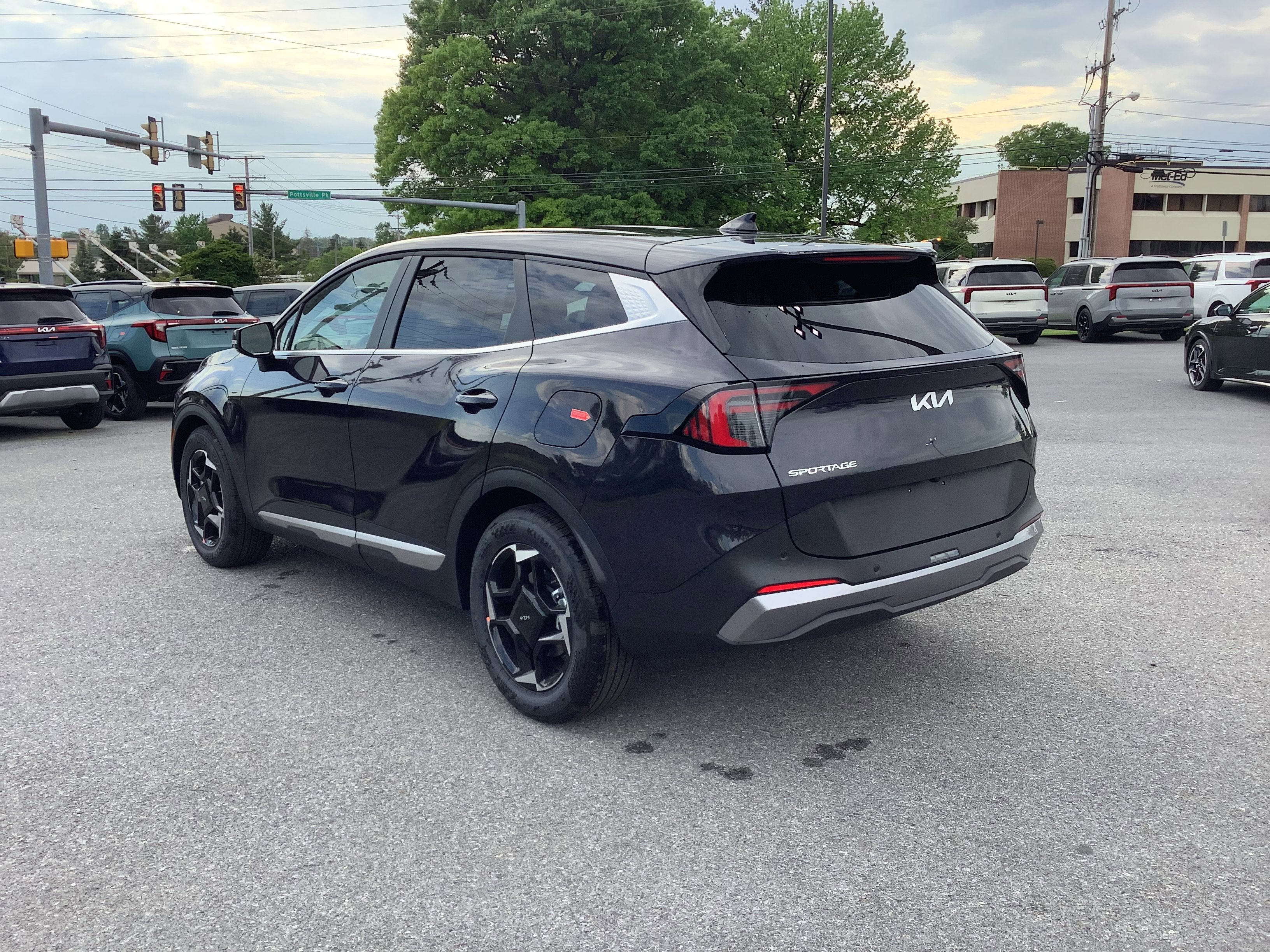 2026 Kia Sportage EX