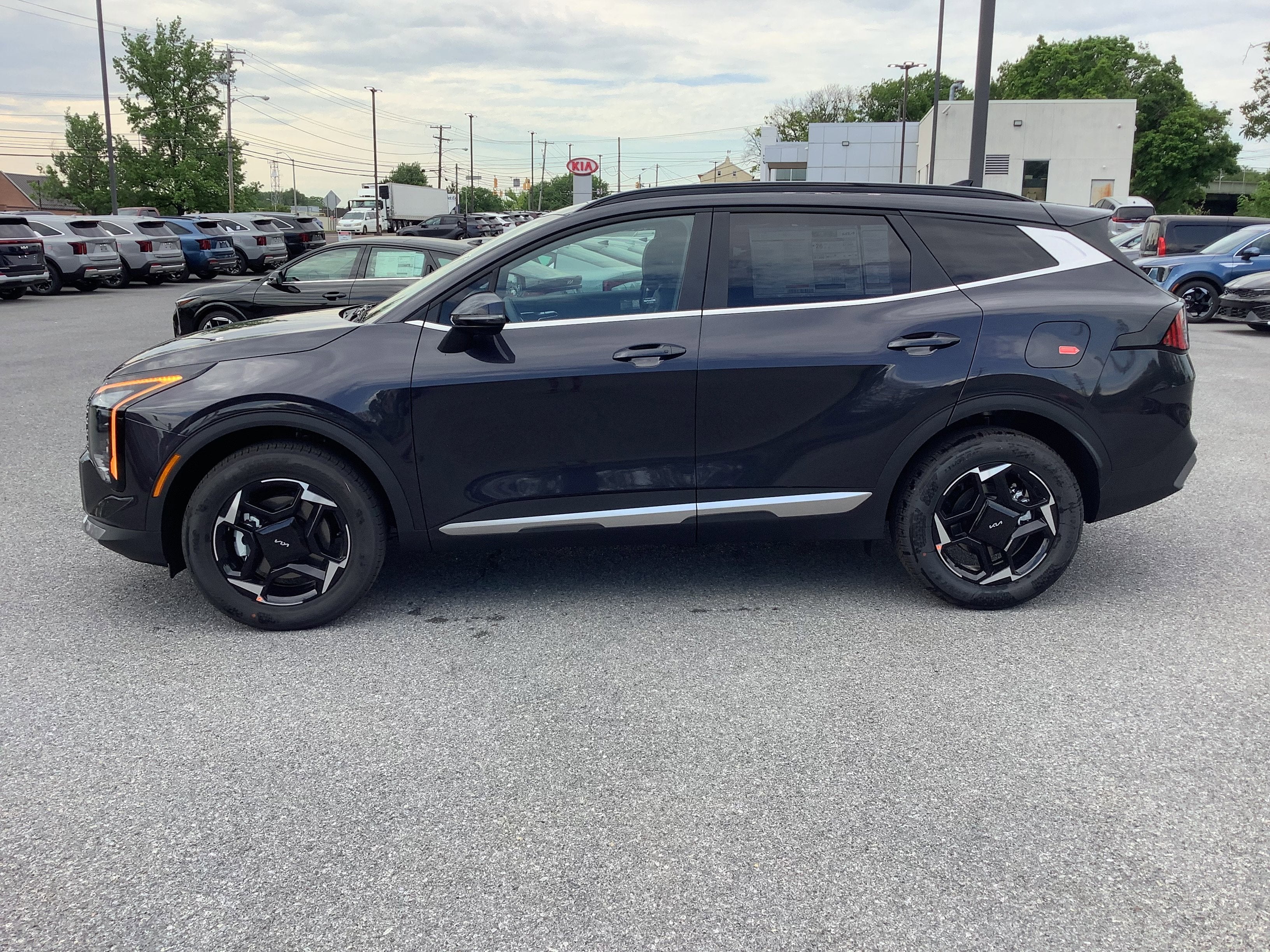 2026 Kia Sportage EX
