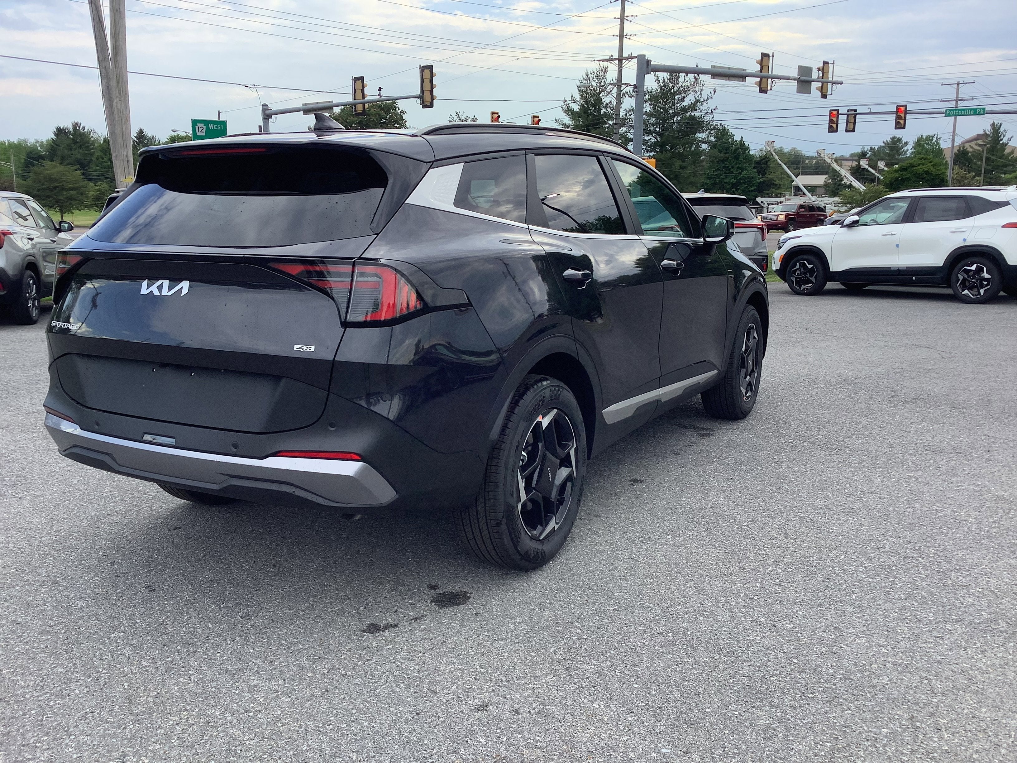 2026 Kia Sportage EX