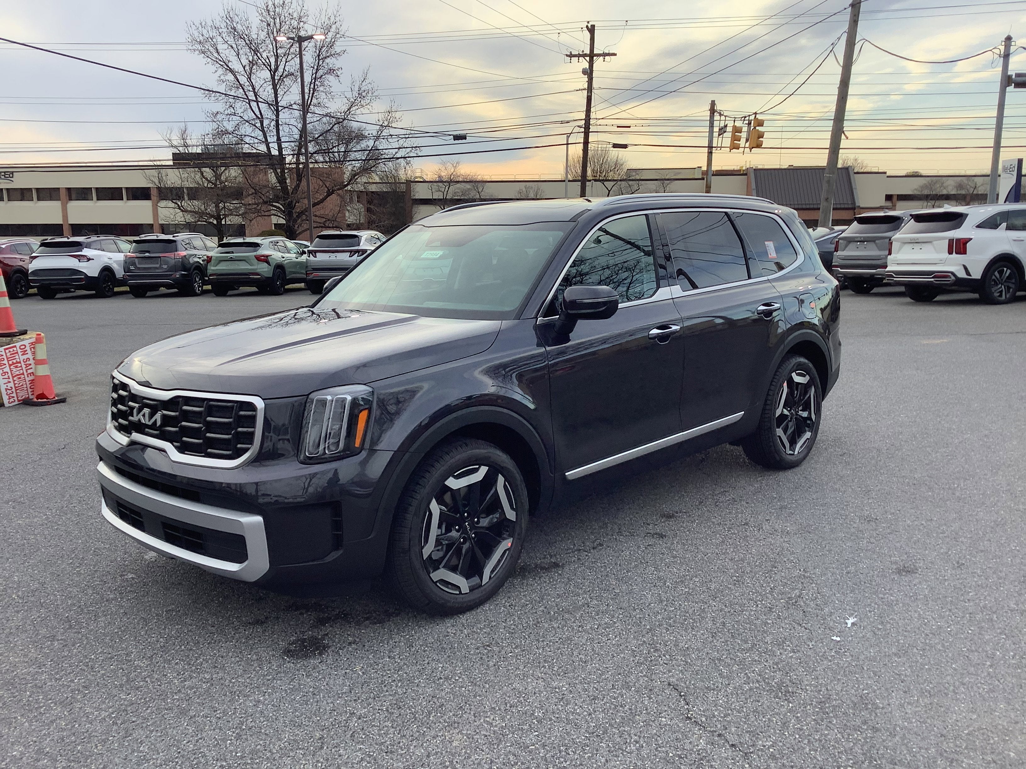 2025 Kia Telluride S