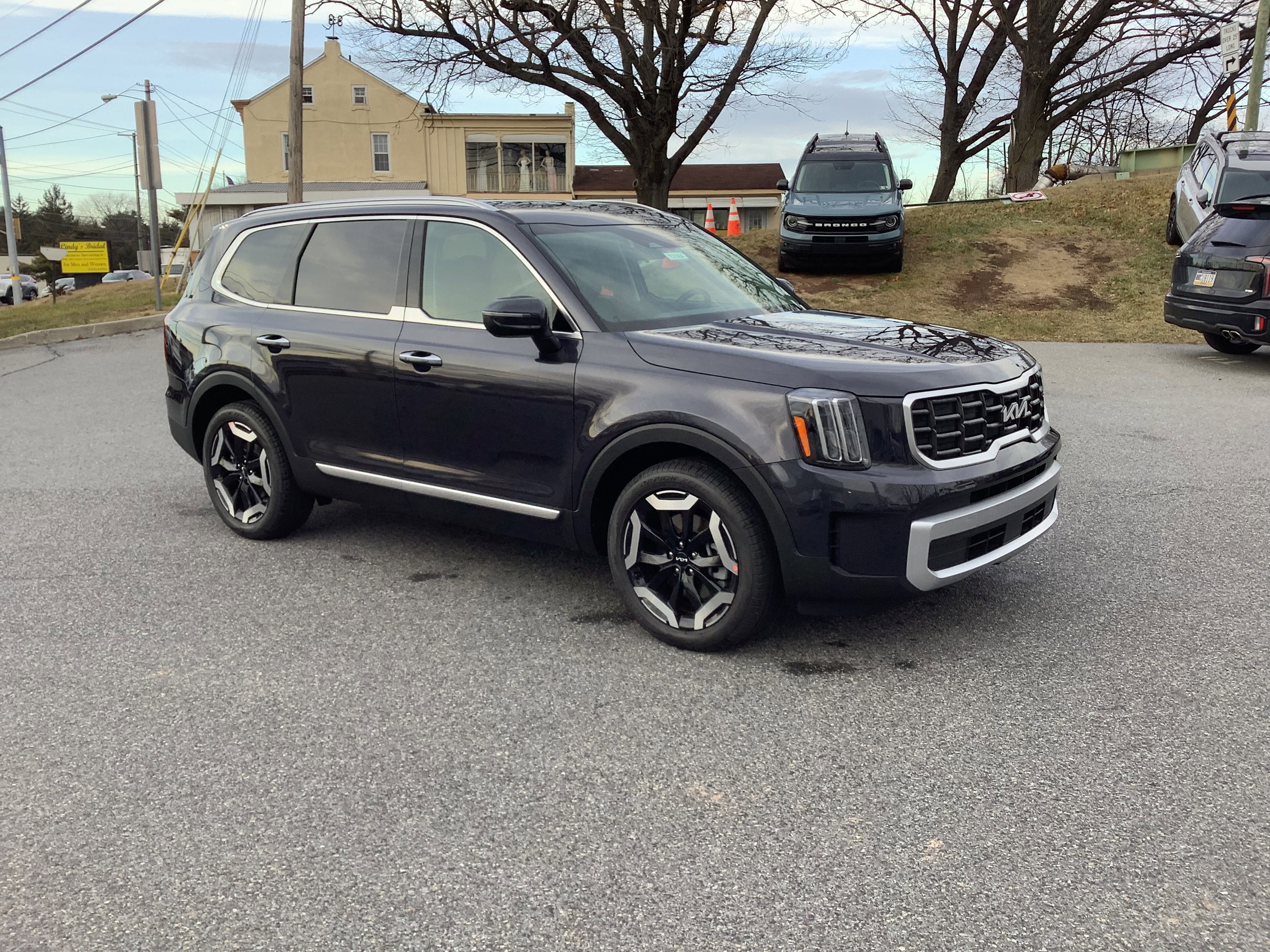 2025 Kia Telluride S