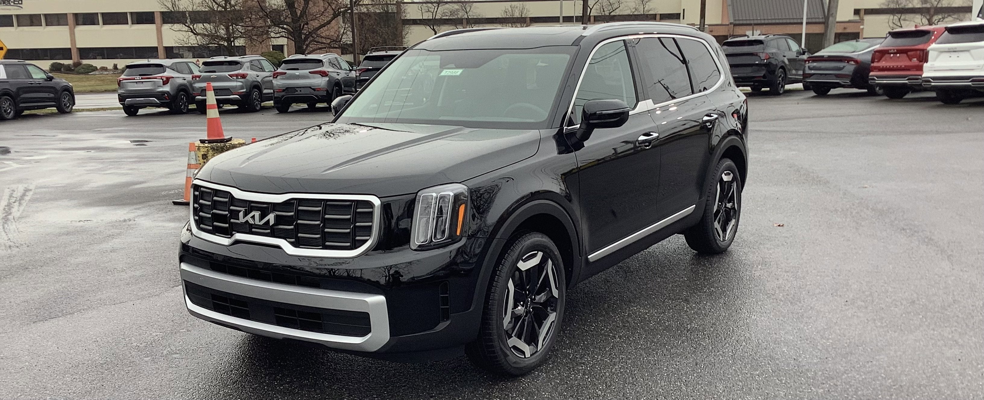 2025 Kia Telluride S