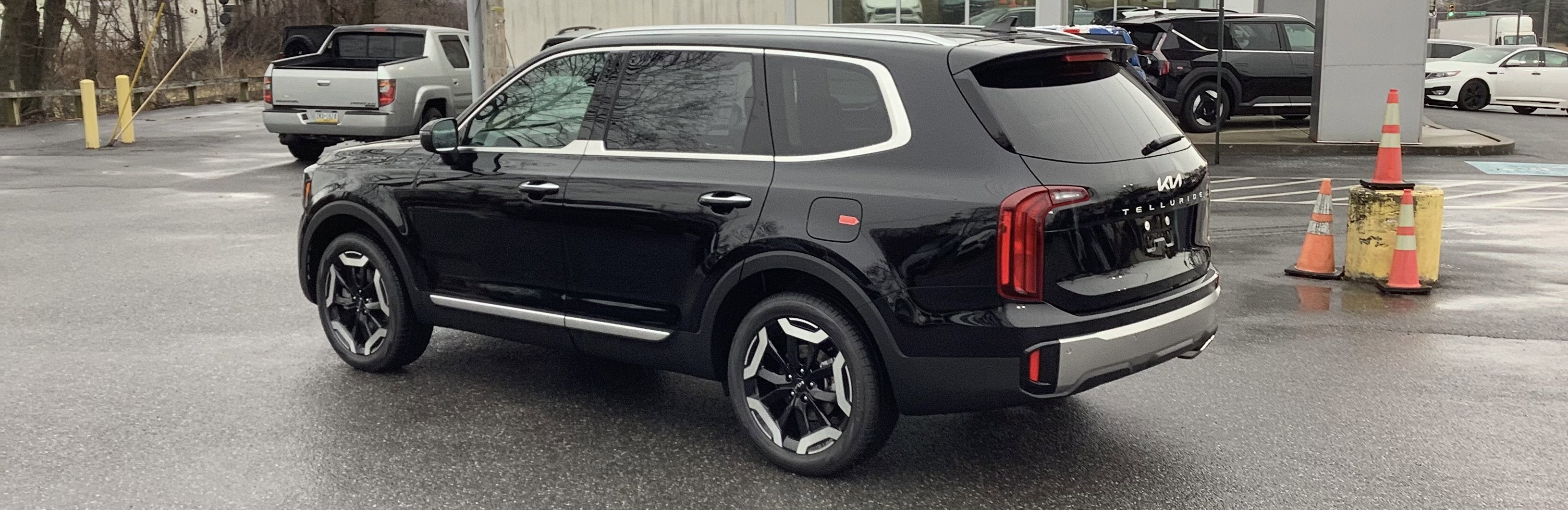 2025 Kia Telluride S