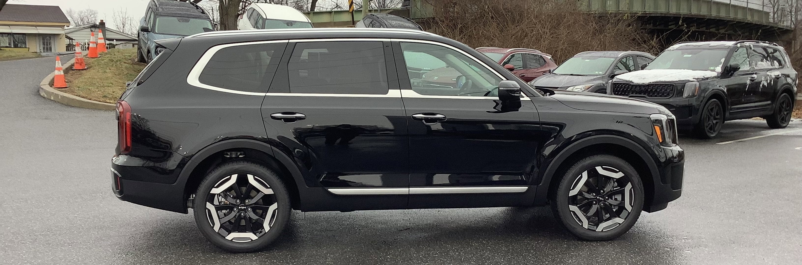 2025 Kia Telluride S