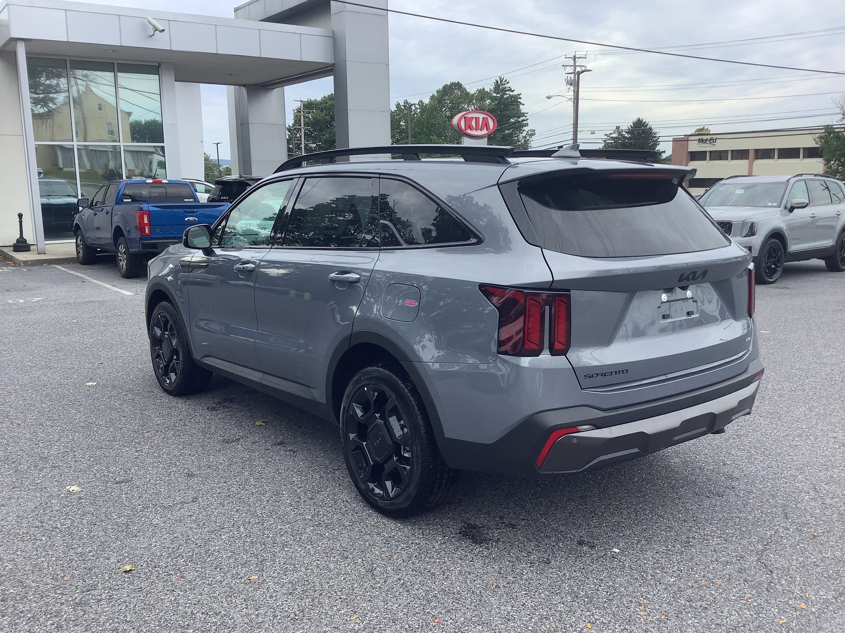 2025 Kia Sorento X-Line EX