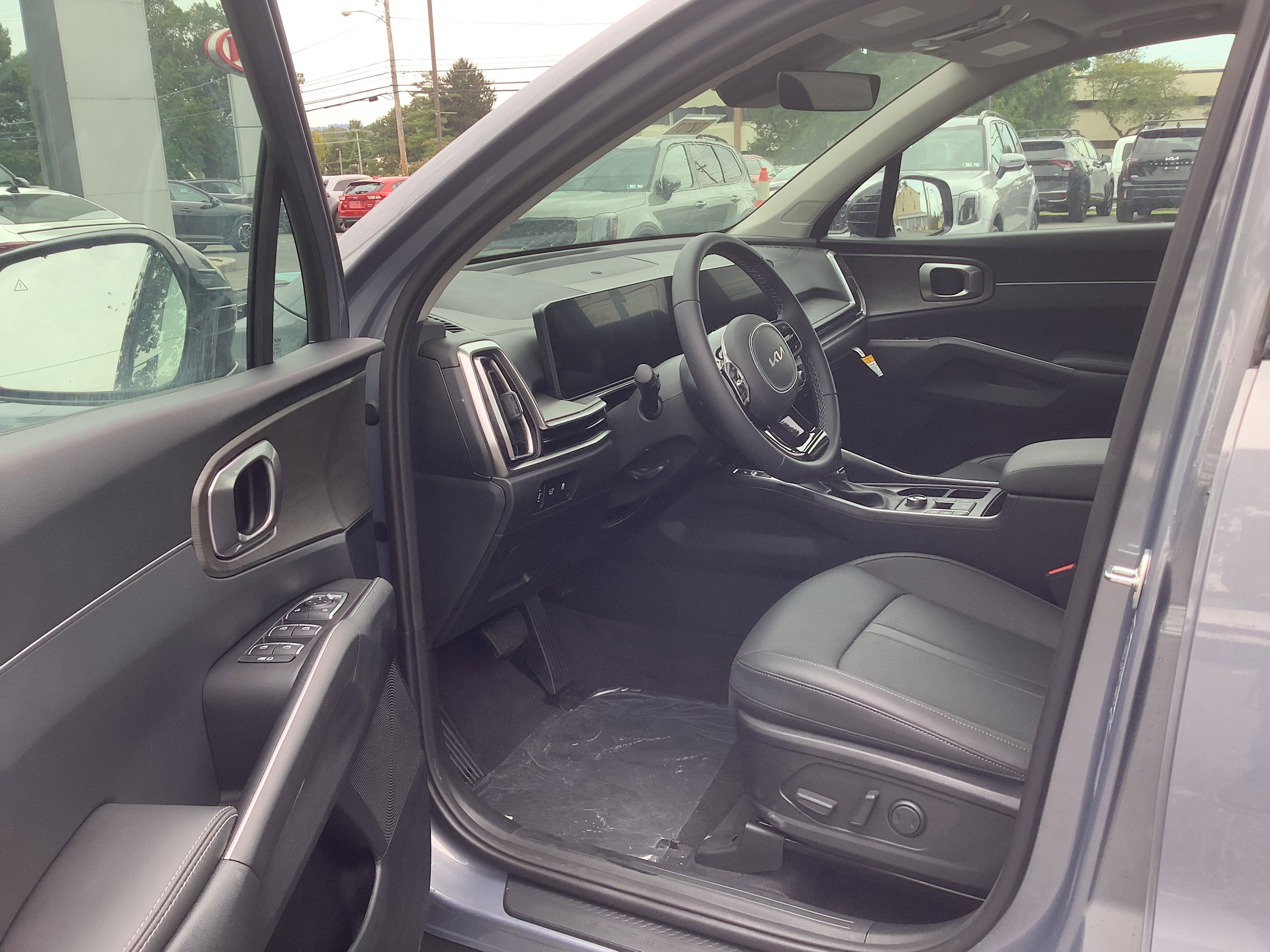 2025 Kia Sorento X-Line EX