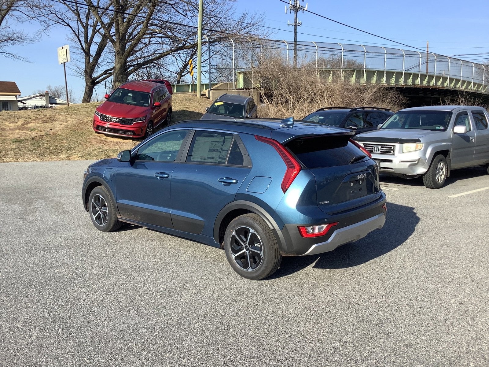 2025 Kia Niro Plug-In Hybrid EX