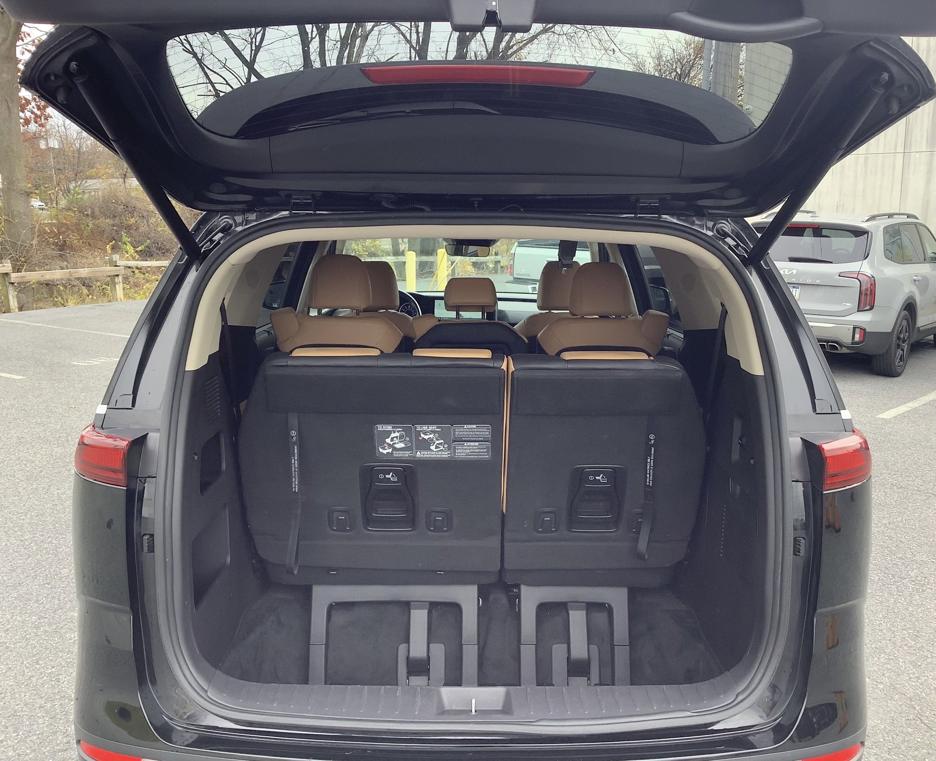 2022 Kia Carnival EX