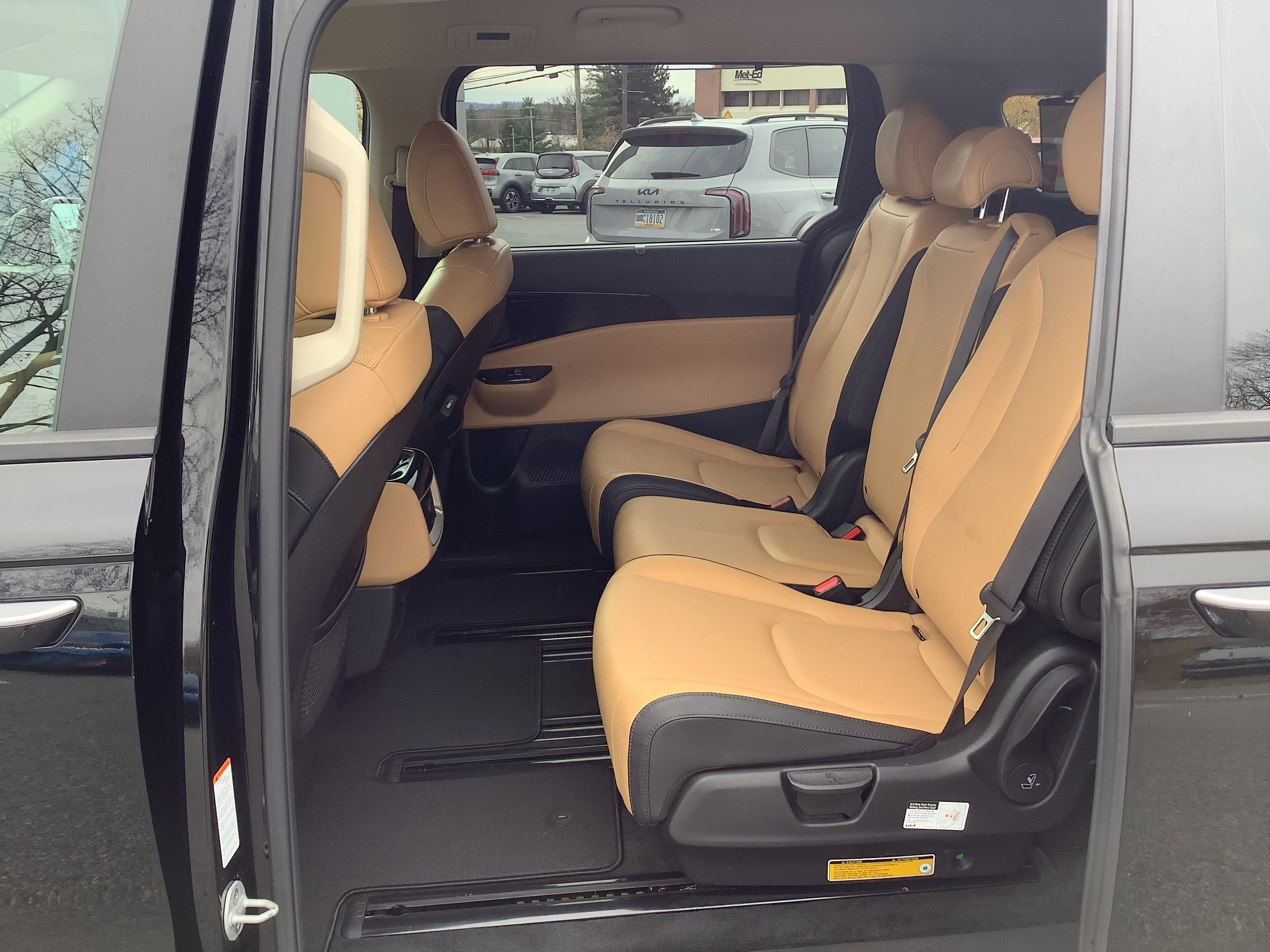 2022 Kia Carnival EX