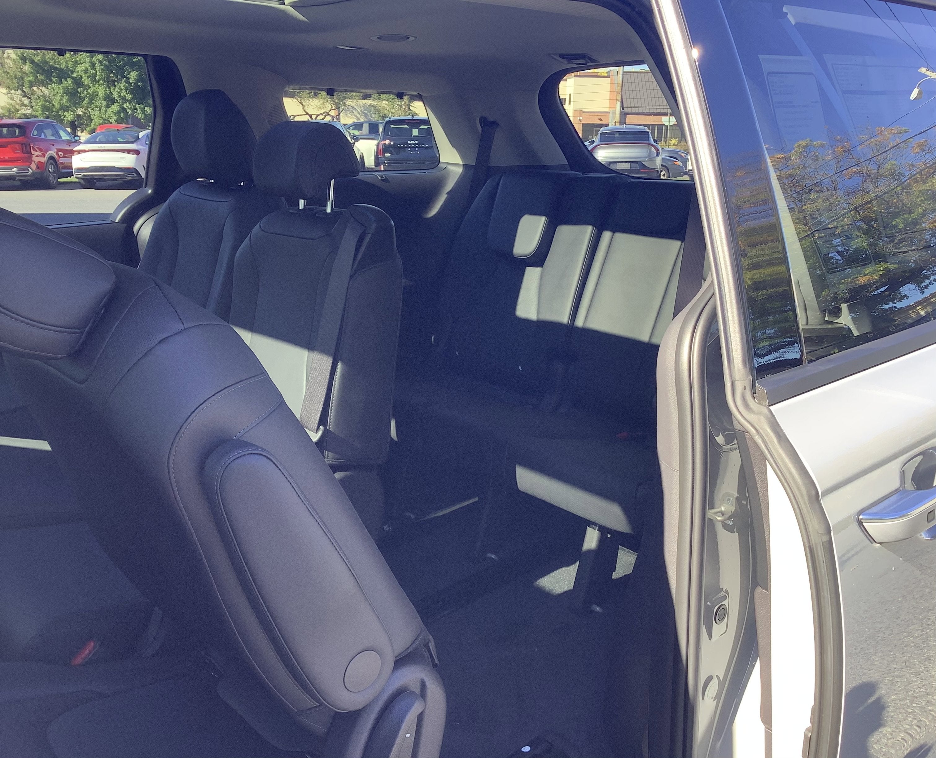 2026 Kia Carnival SX