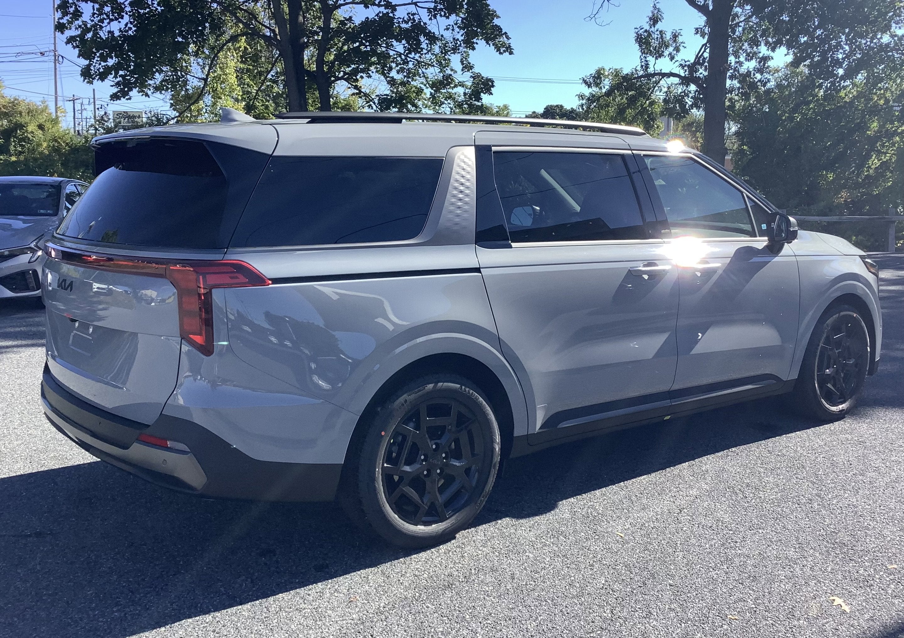 2026 Kia Carnival SX