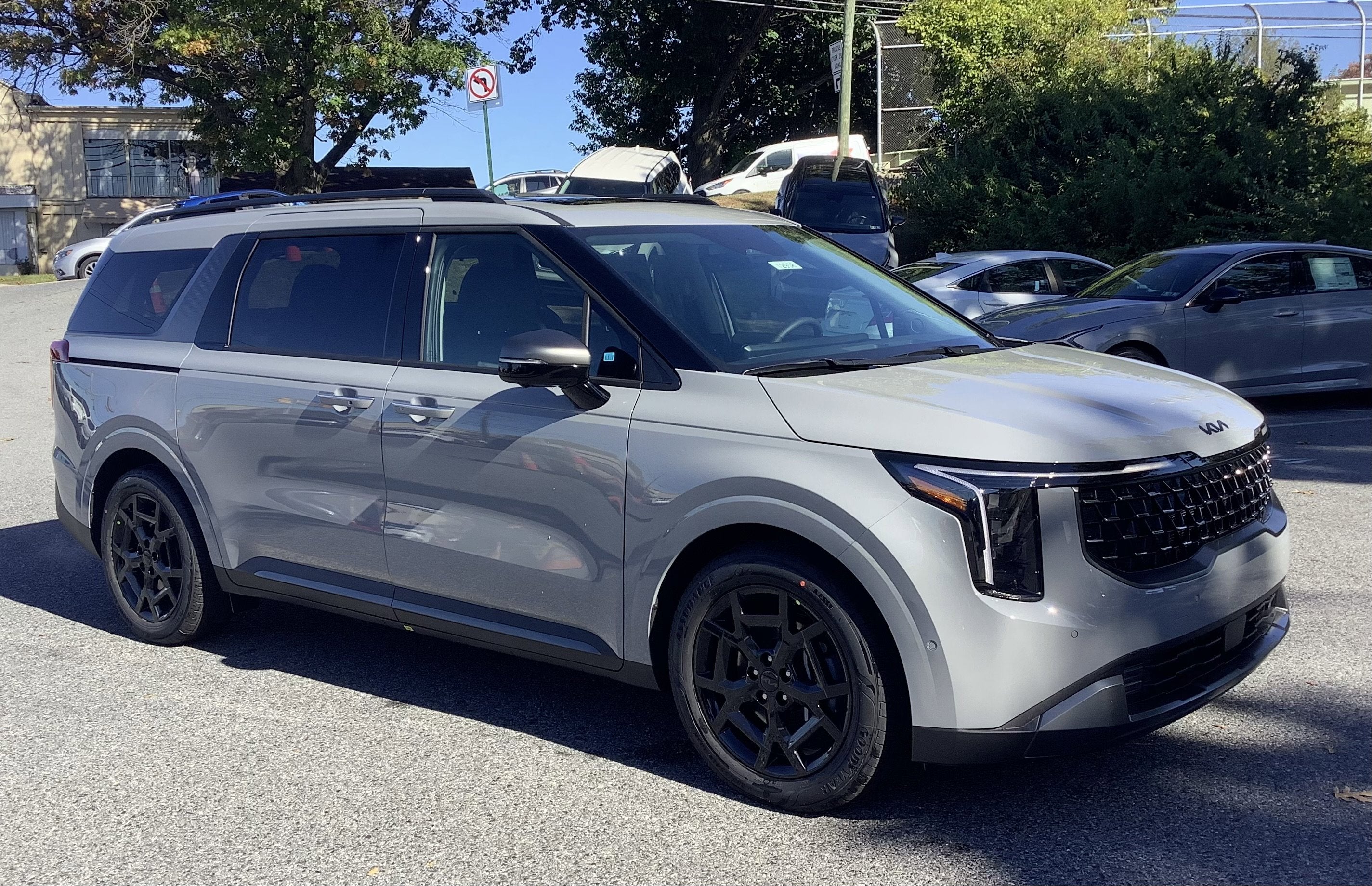 2026 Kia Carnival SX