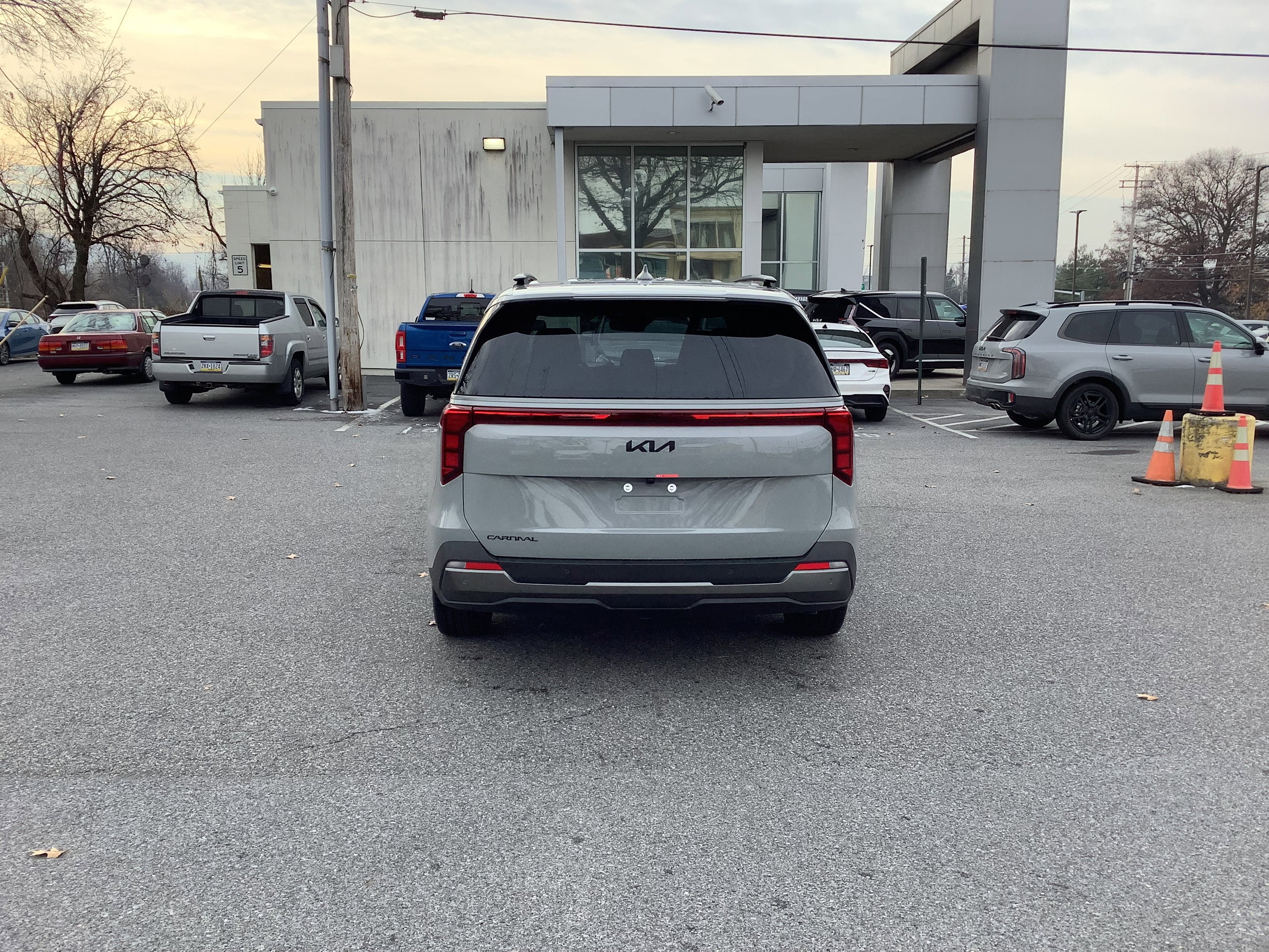 2026 Kia Carnival SX