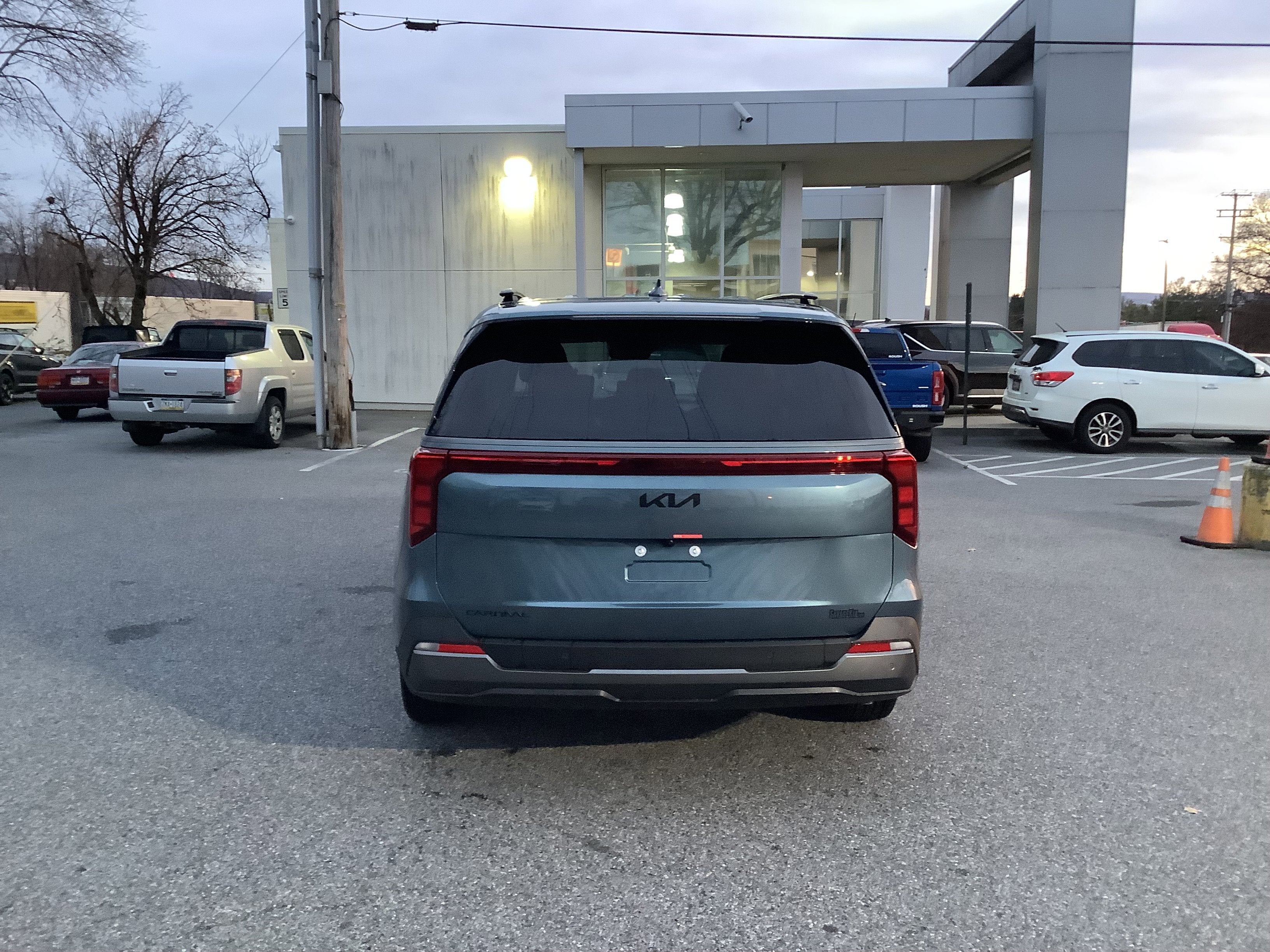 2026 Kia Carnival SX