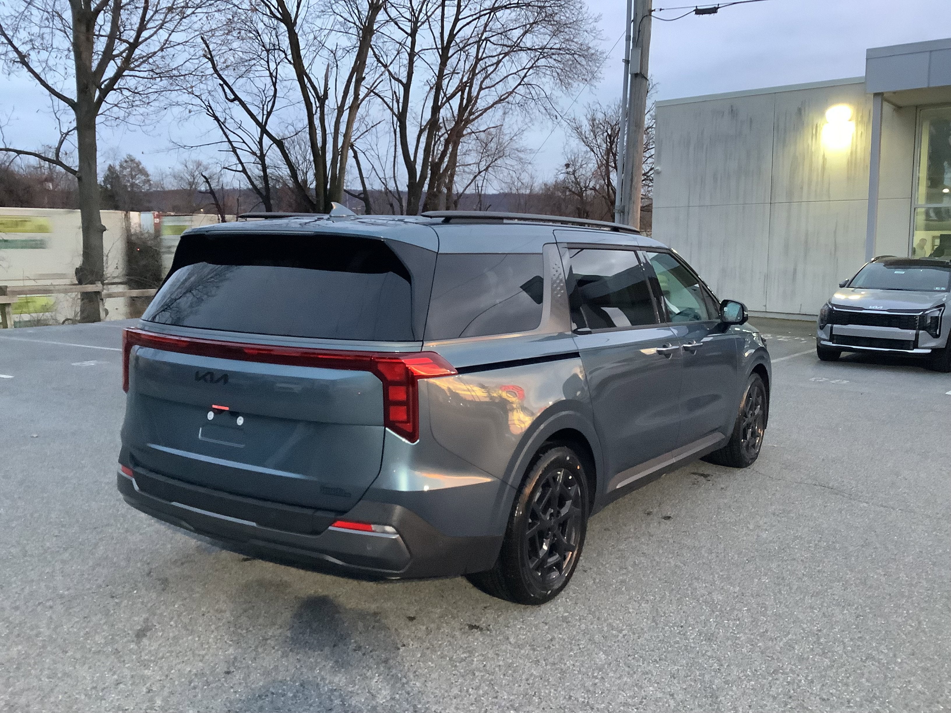 2026 Kia Carnival SX