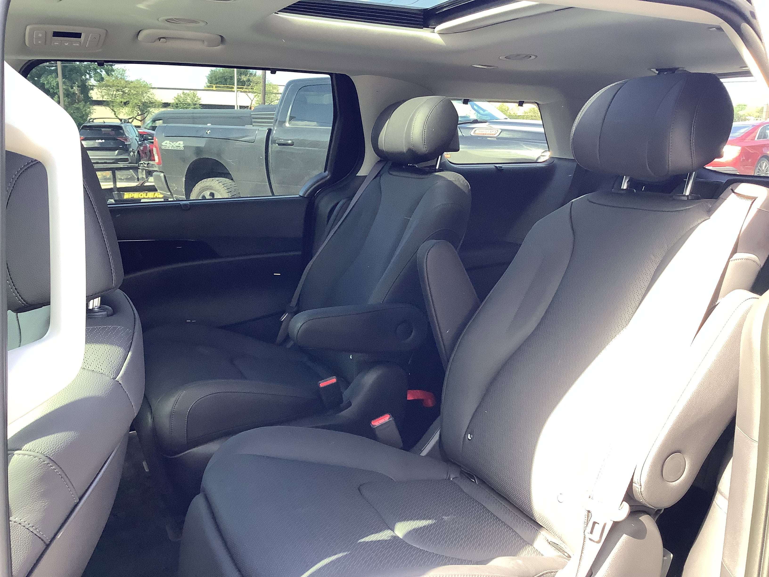 2025 Kia Carnival Hybrid SX Prestige