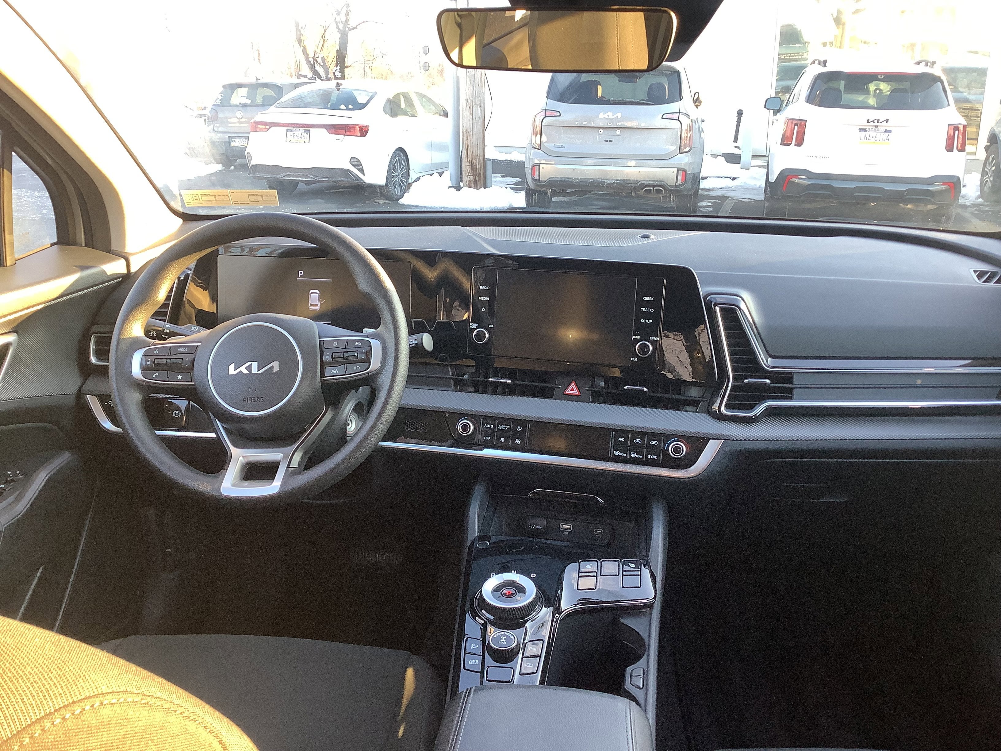 2023 Kia Sportage Hybrid LX