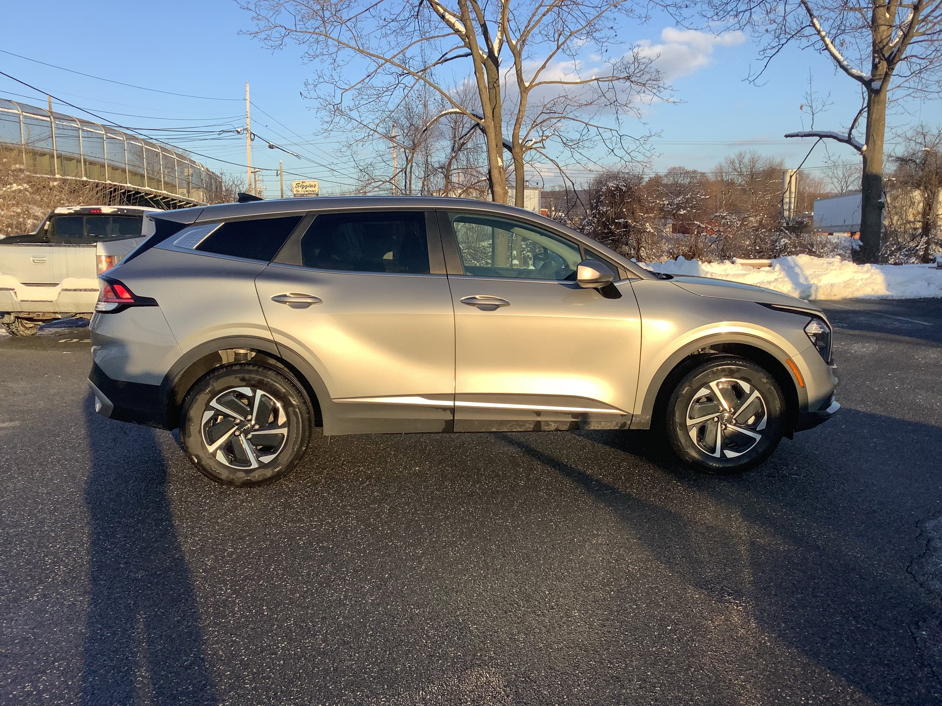 2023 Kia Sportage Hybrid LX