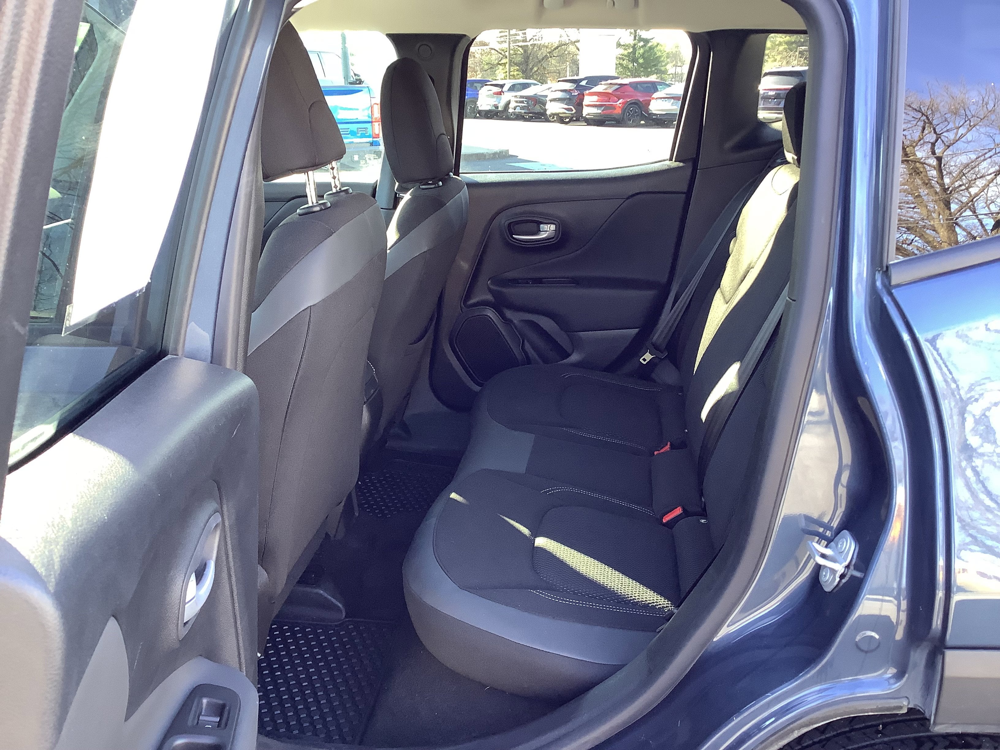 2023 Jeep Renegade Altitude