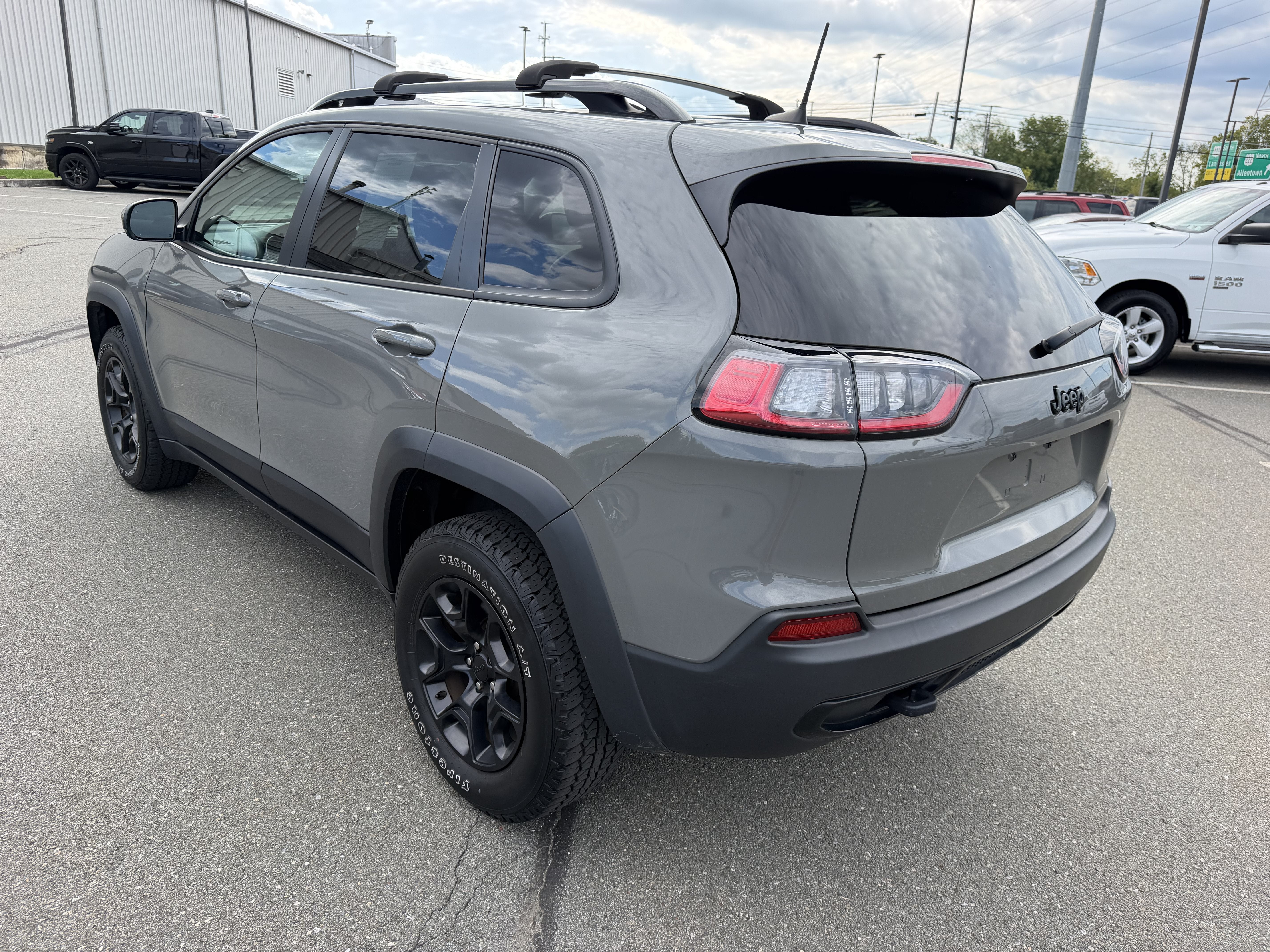 2022 Jeep Cherokee X