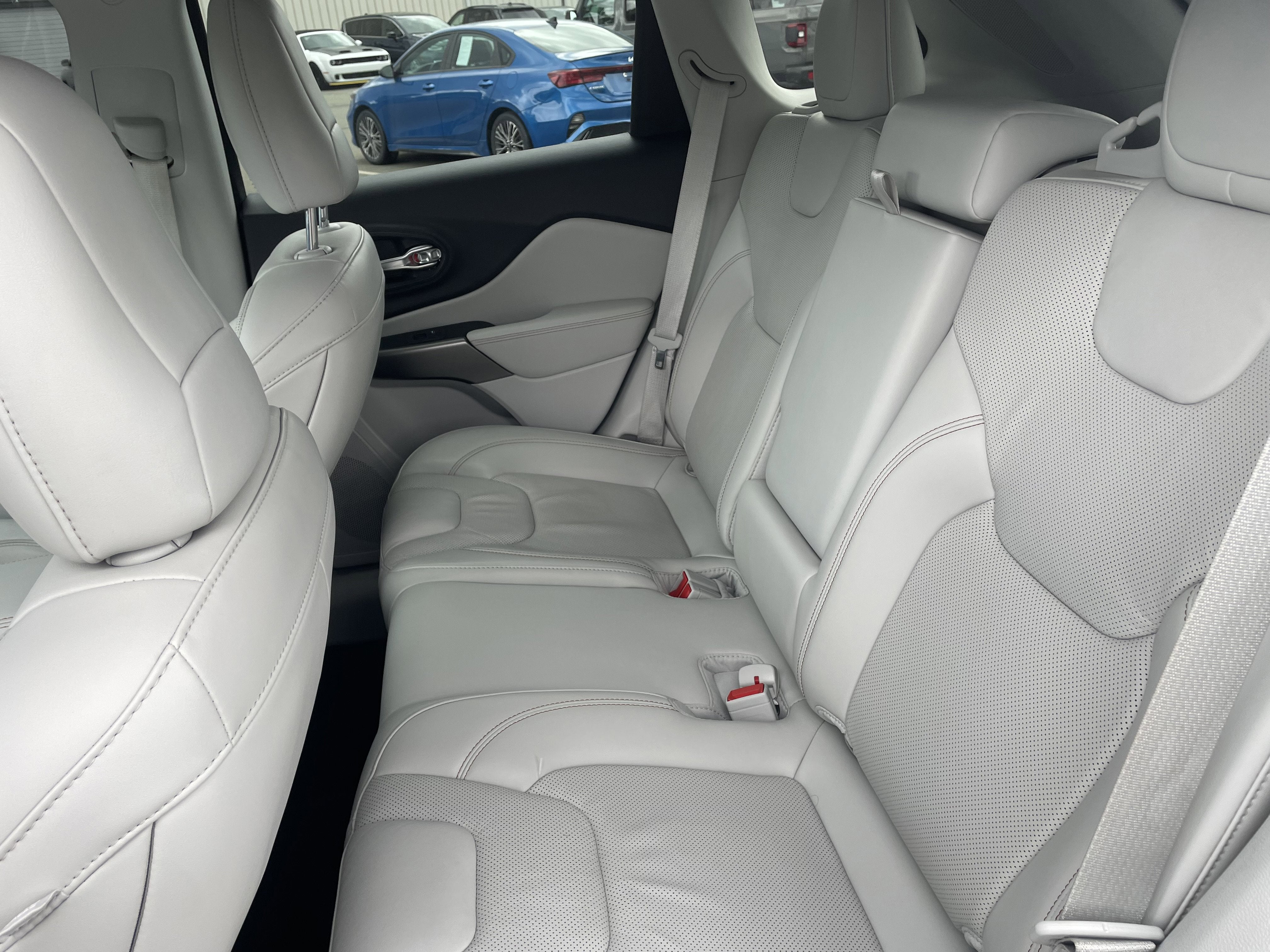 2021 Jeep Cherokee Latitude Lux 4X4