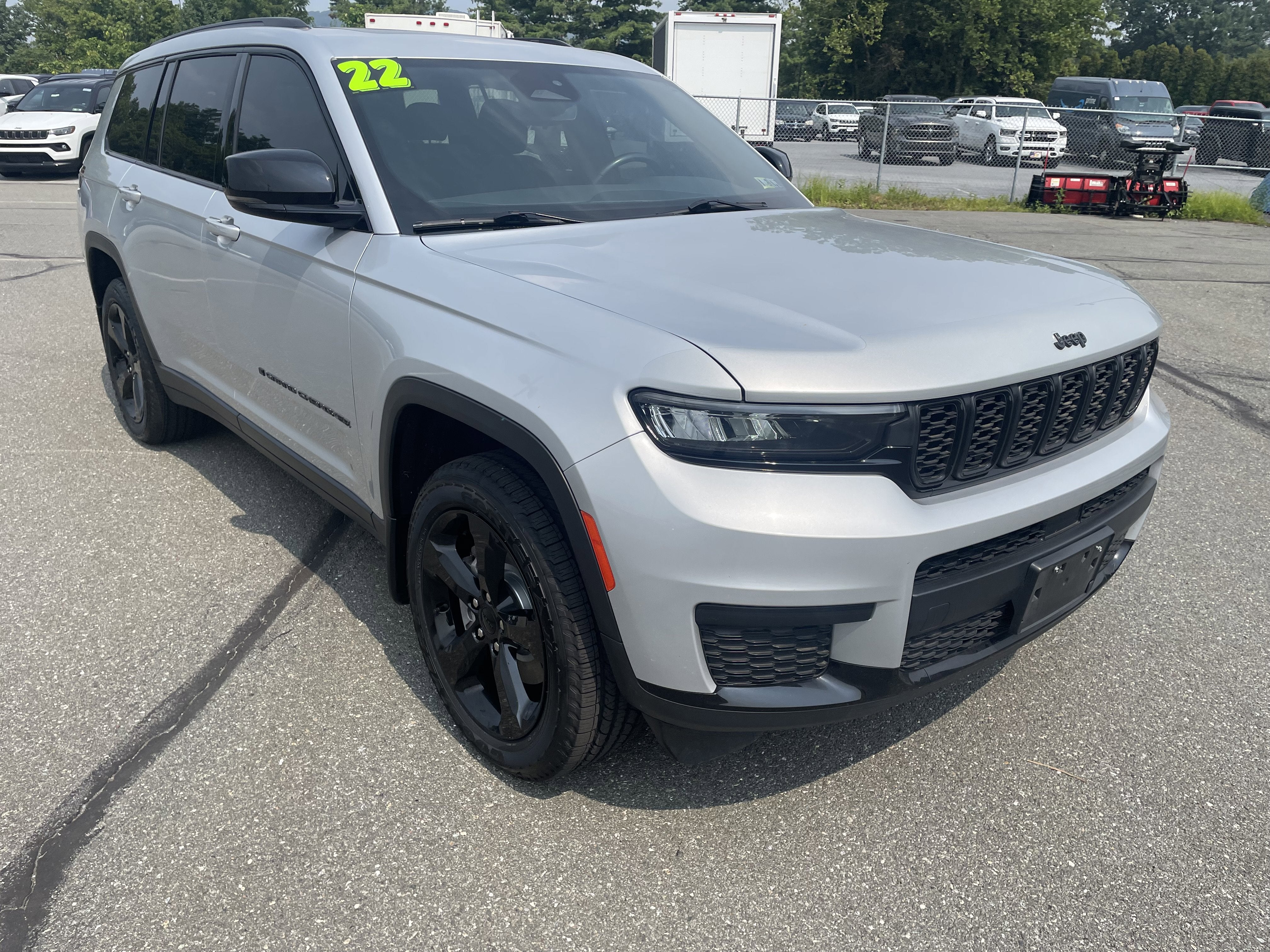 2022 Jeep Grand Cherokee L Altitude 4x4