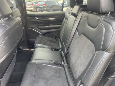 2022 Jeep Grand Cherokee L Altitude 4x4