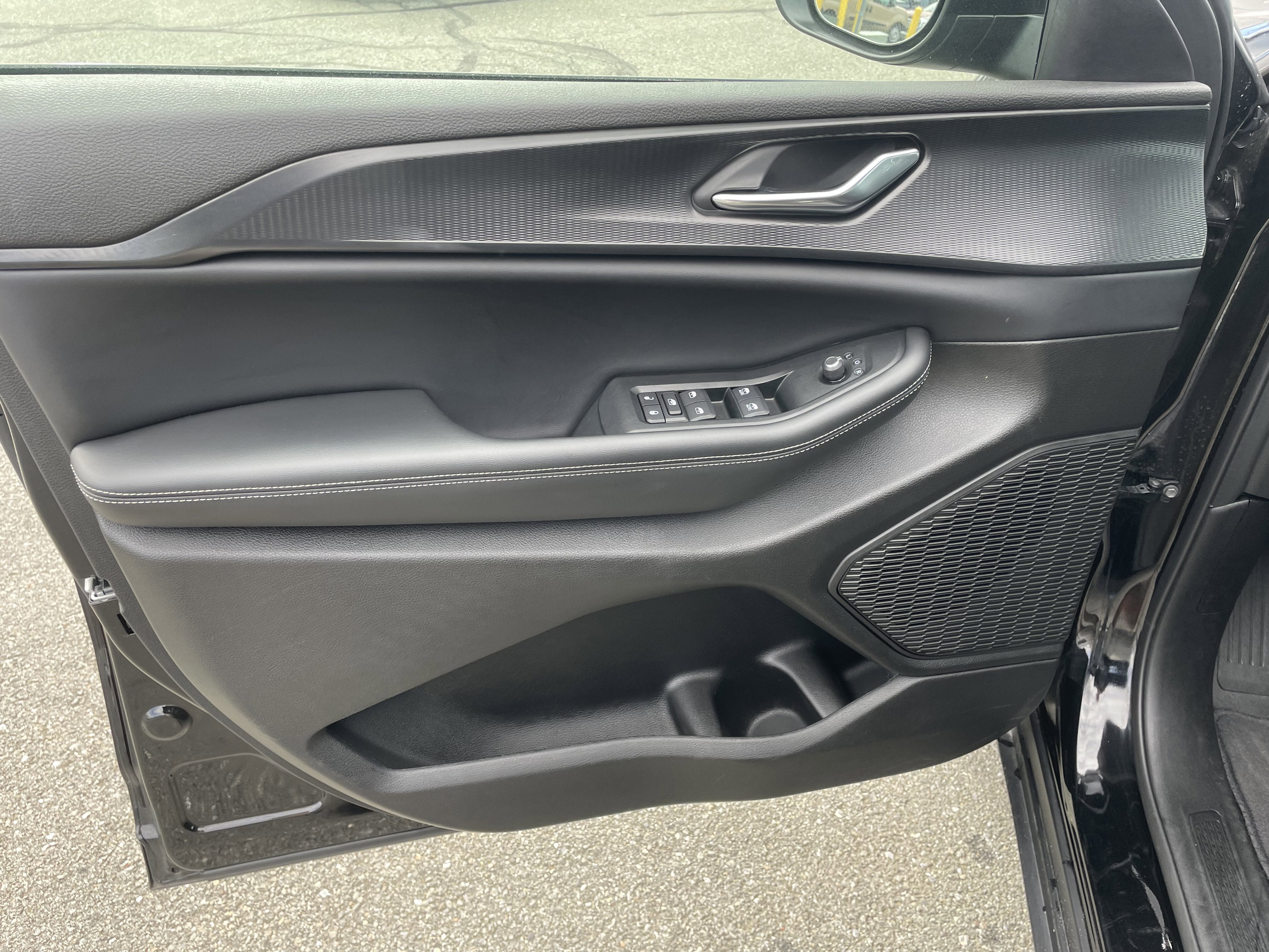 2024 Jeep Grand Cherokee L Laredo 4x4