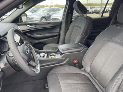 2024 Jeep Grand Cherokee L Laredo 4x4