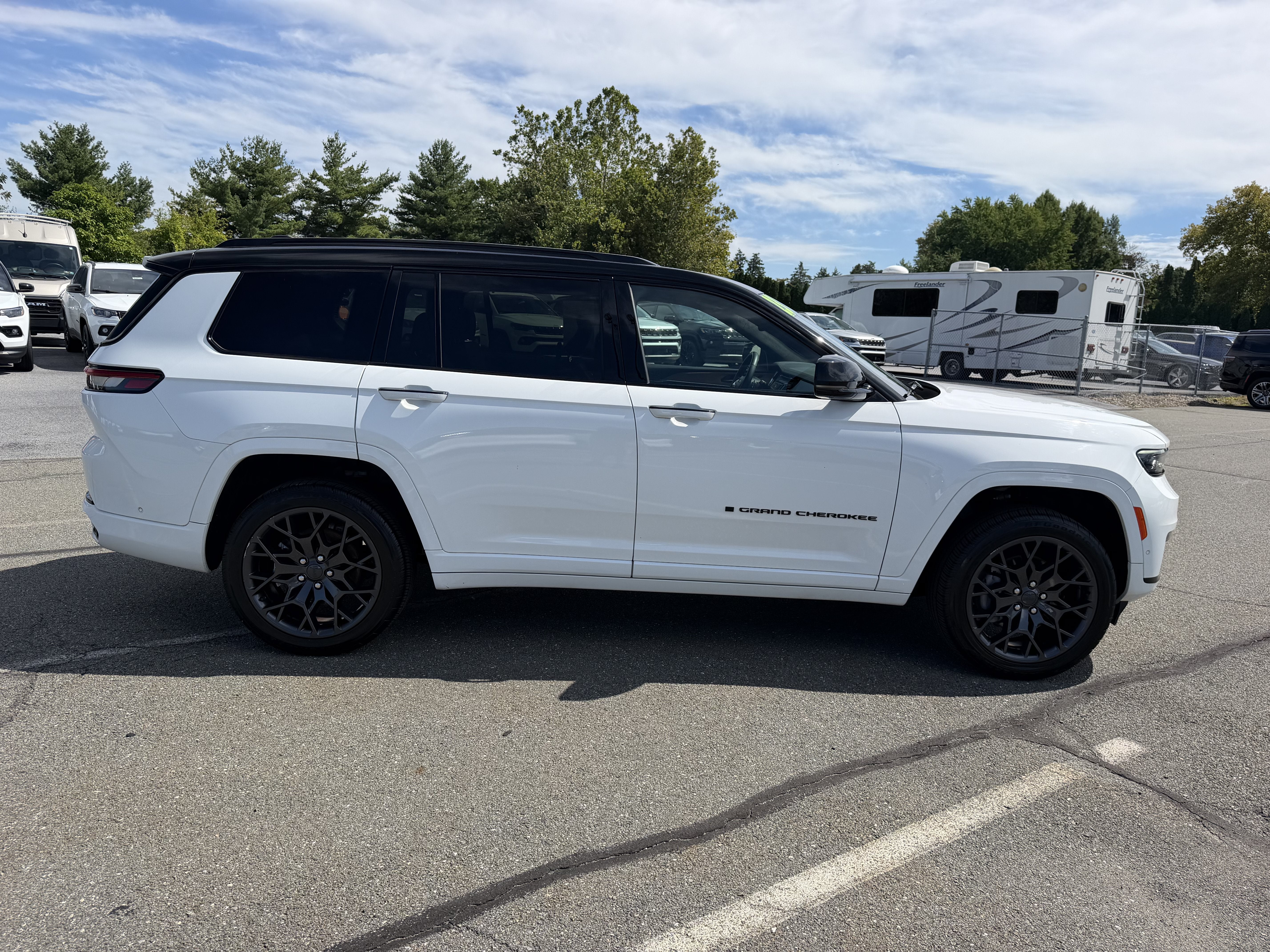 2023 Jeep Grand Cherokee L Summit Reserve 4x4