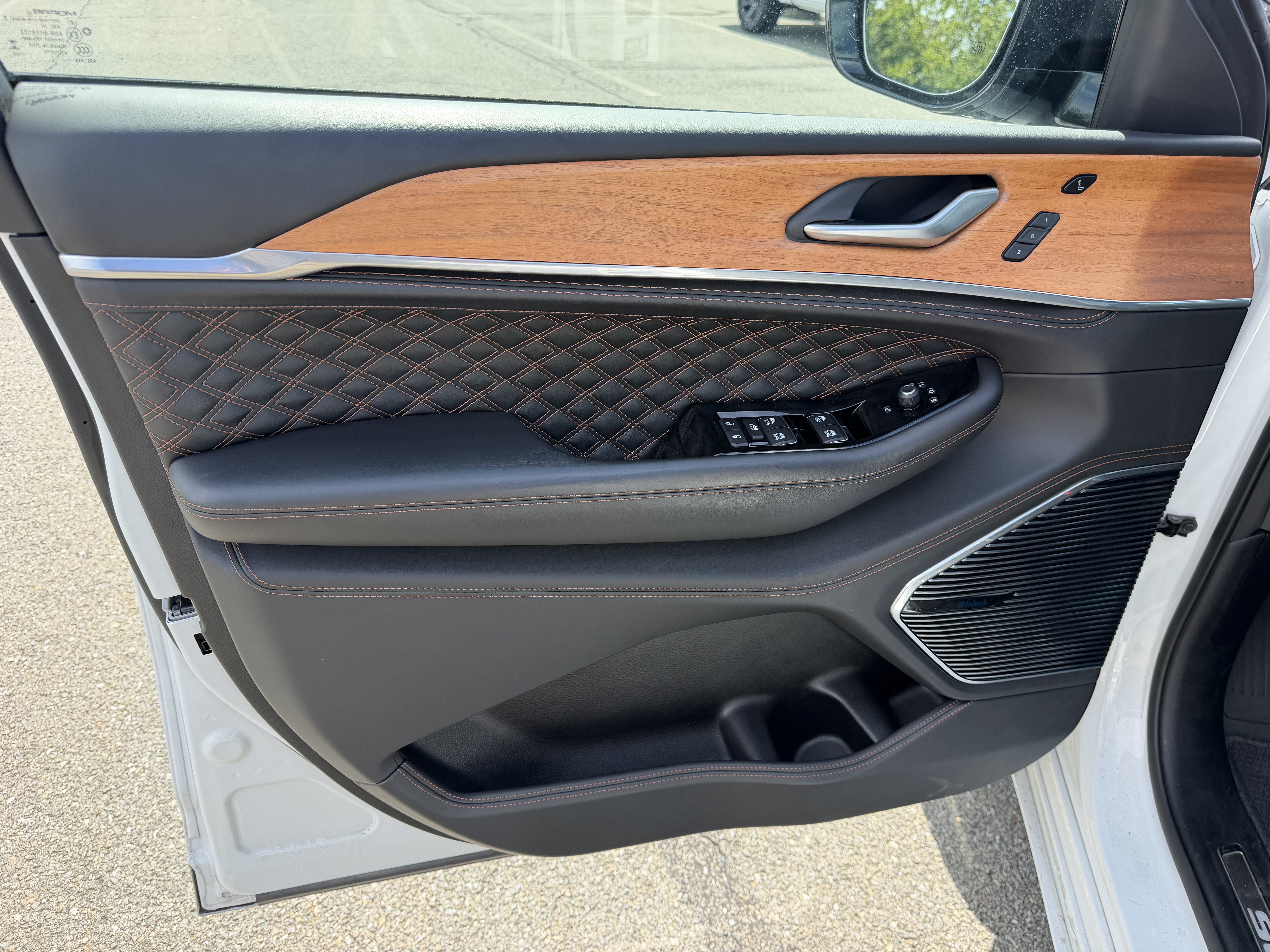 2023 Jeep Grand Cherokee L Summit Reserve 4x4