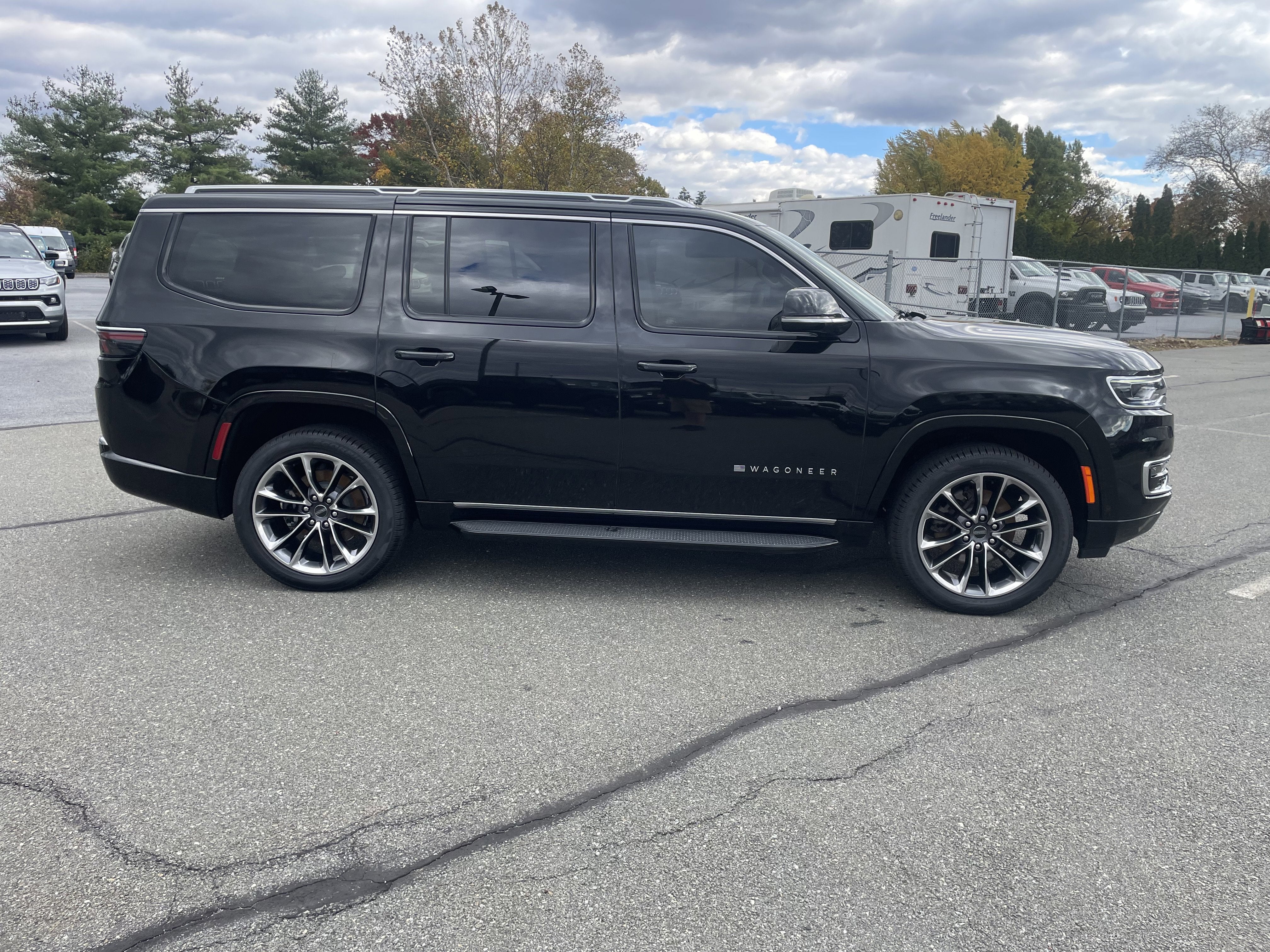 2023 Jeep Wagoneer Series II 4x4