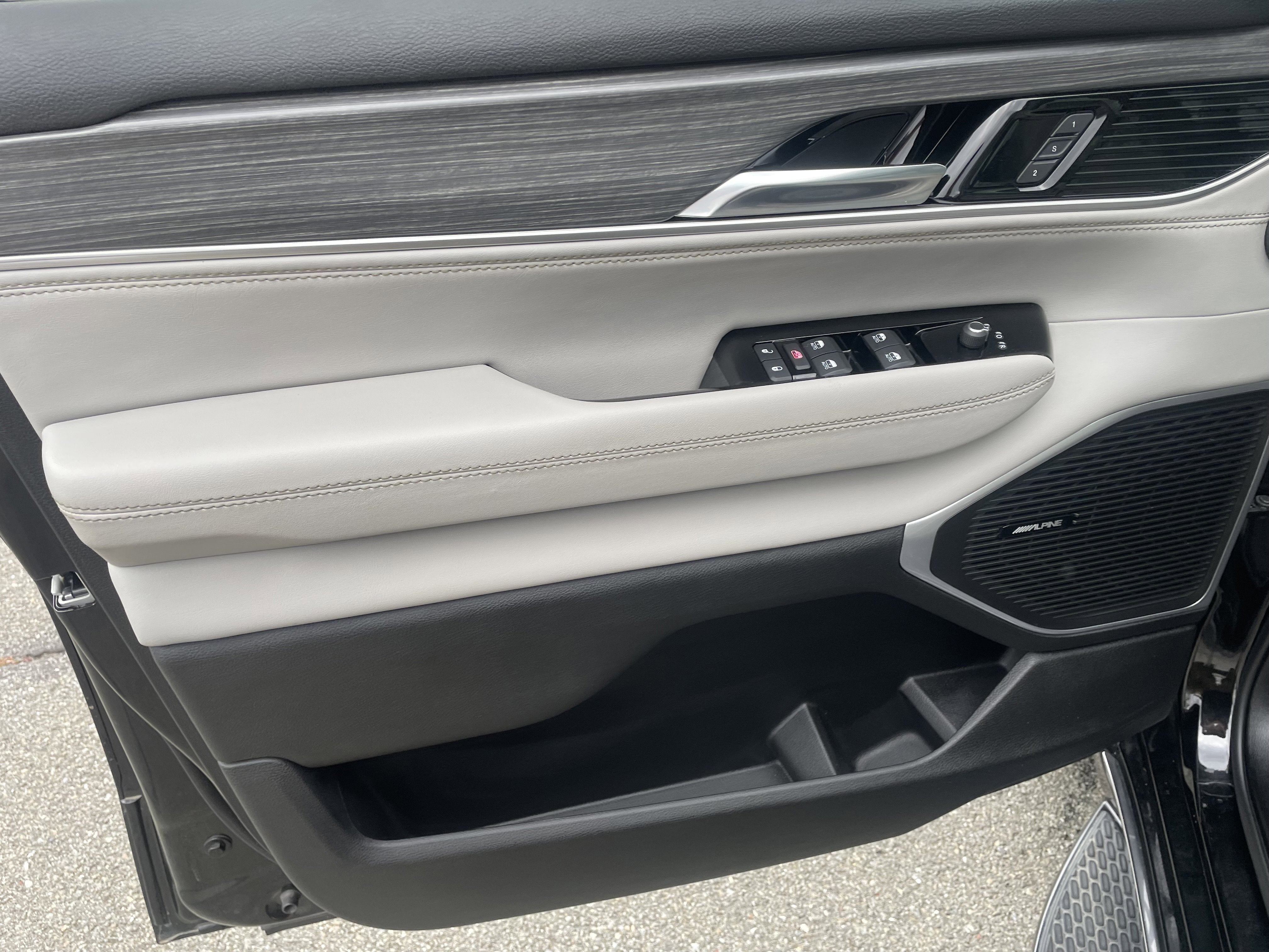 2023 Jeep Wagoneer Series II 4x4