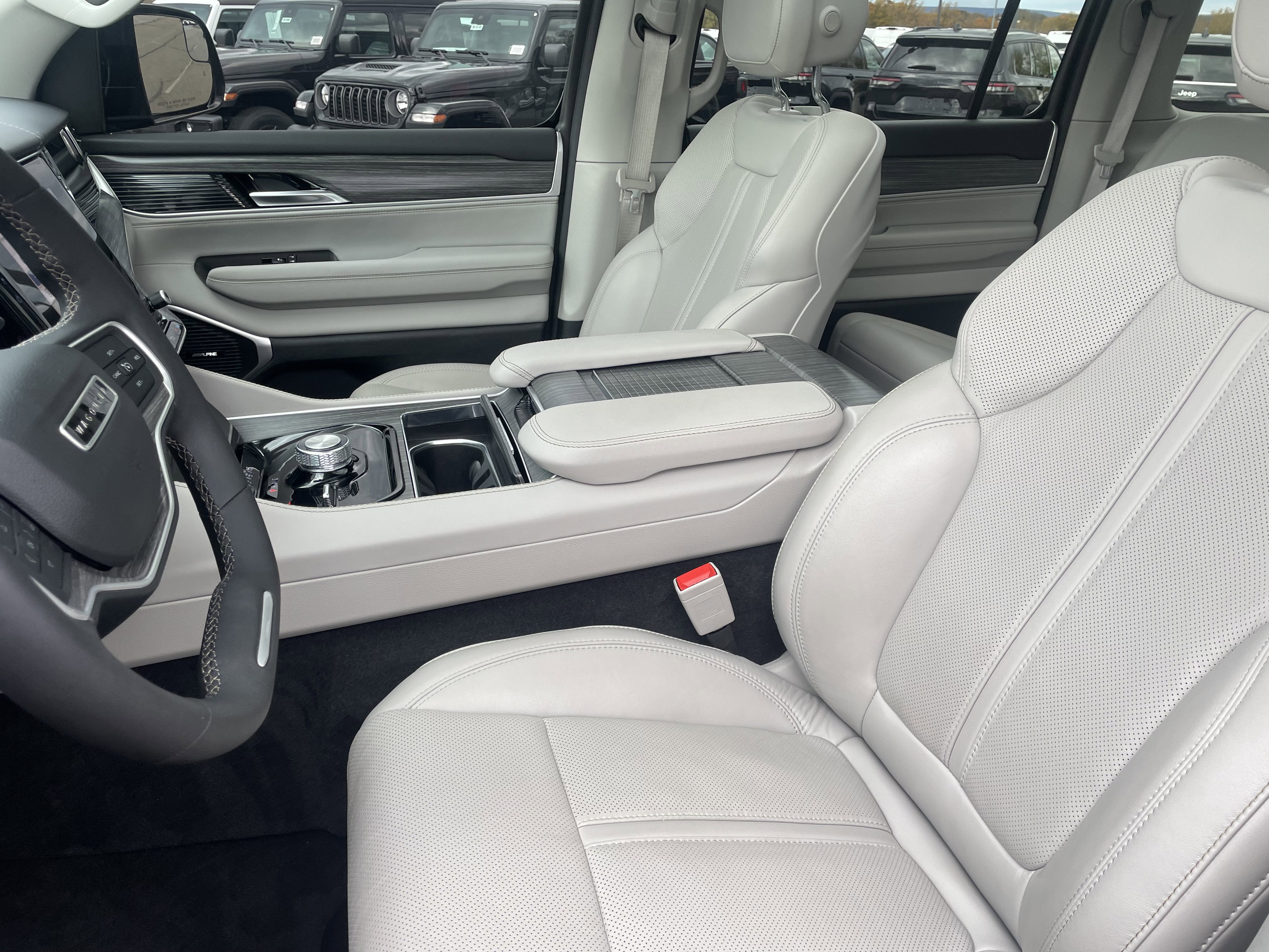 2023 Jeep Wagoneer Series II 4x4