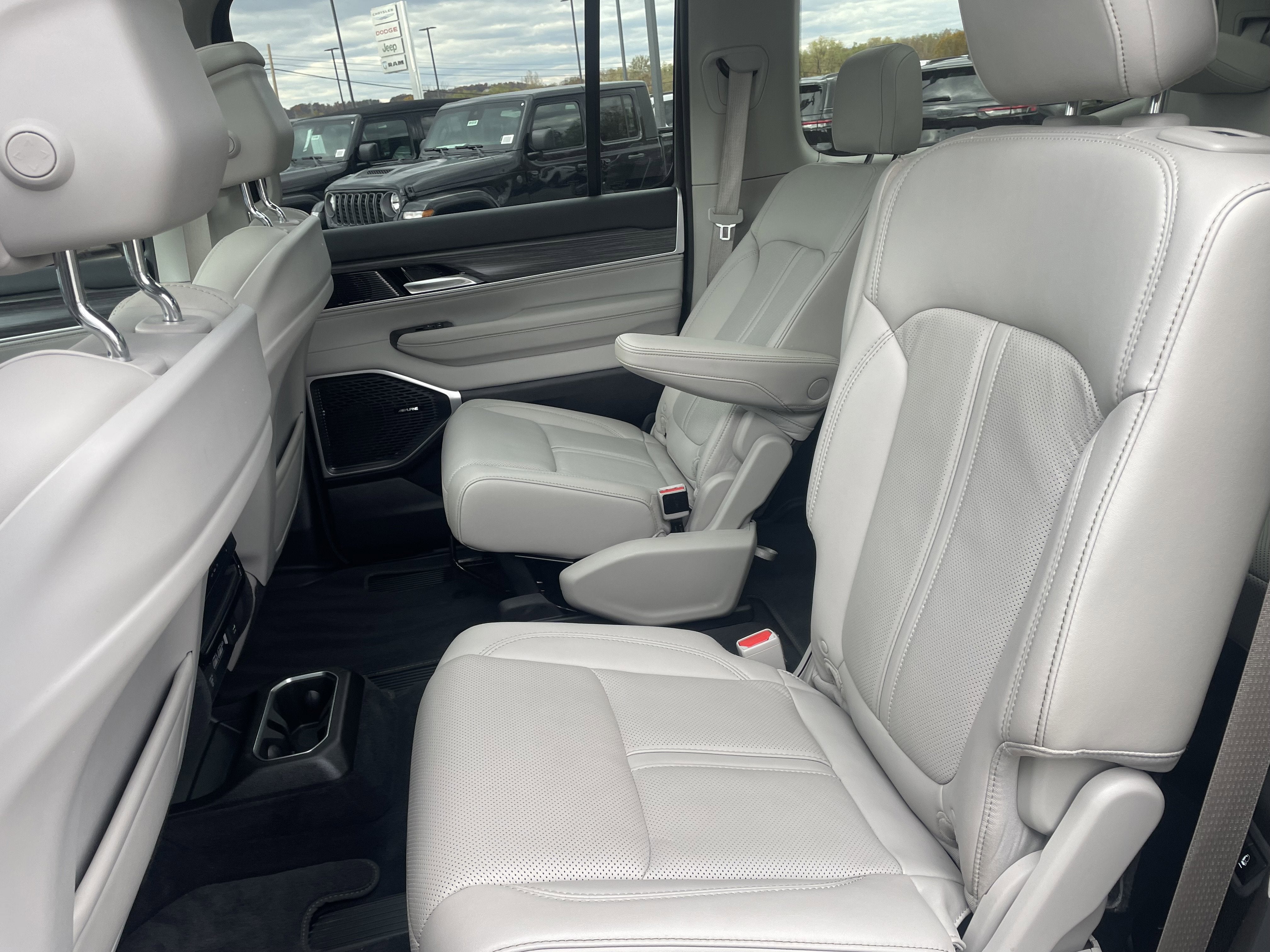 2023 Jeep Wagoneer Series II 4x4