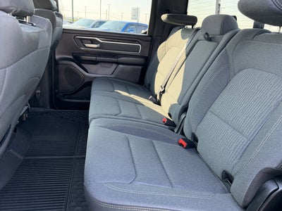 2021 RAM 1500 Big Horn Crew Cab 4x4 5'7' Box