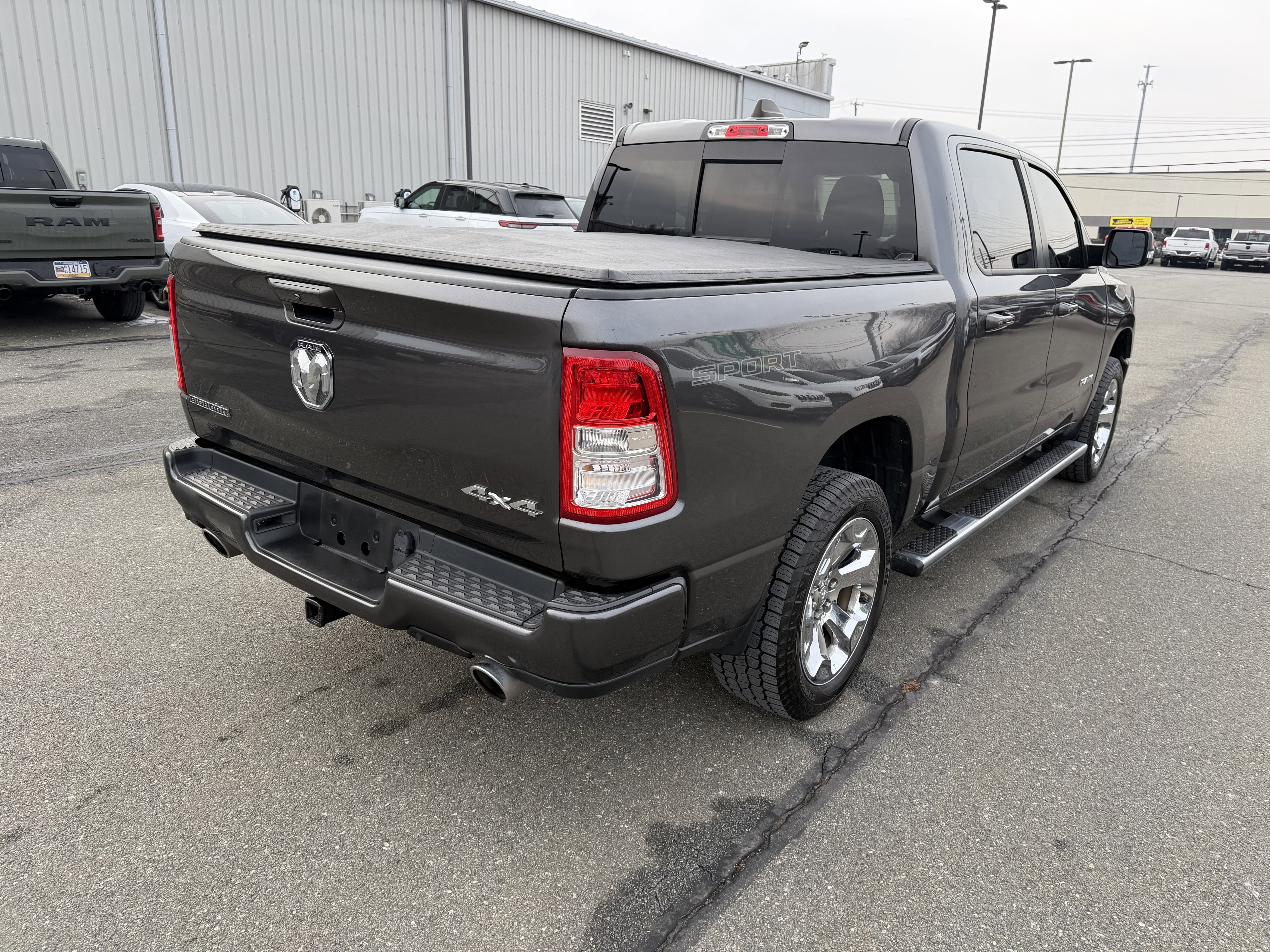 2022 RAM 1500 Big Horn Crew Cab 4x4 5'7' Box