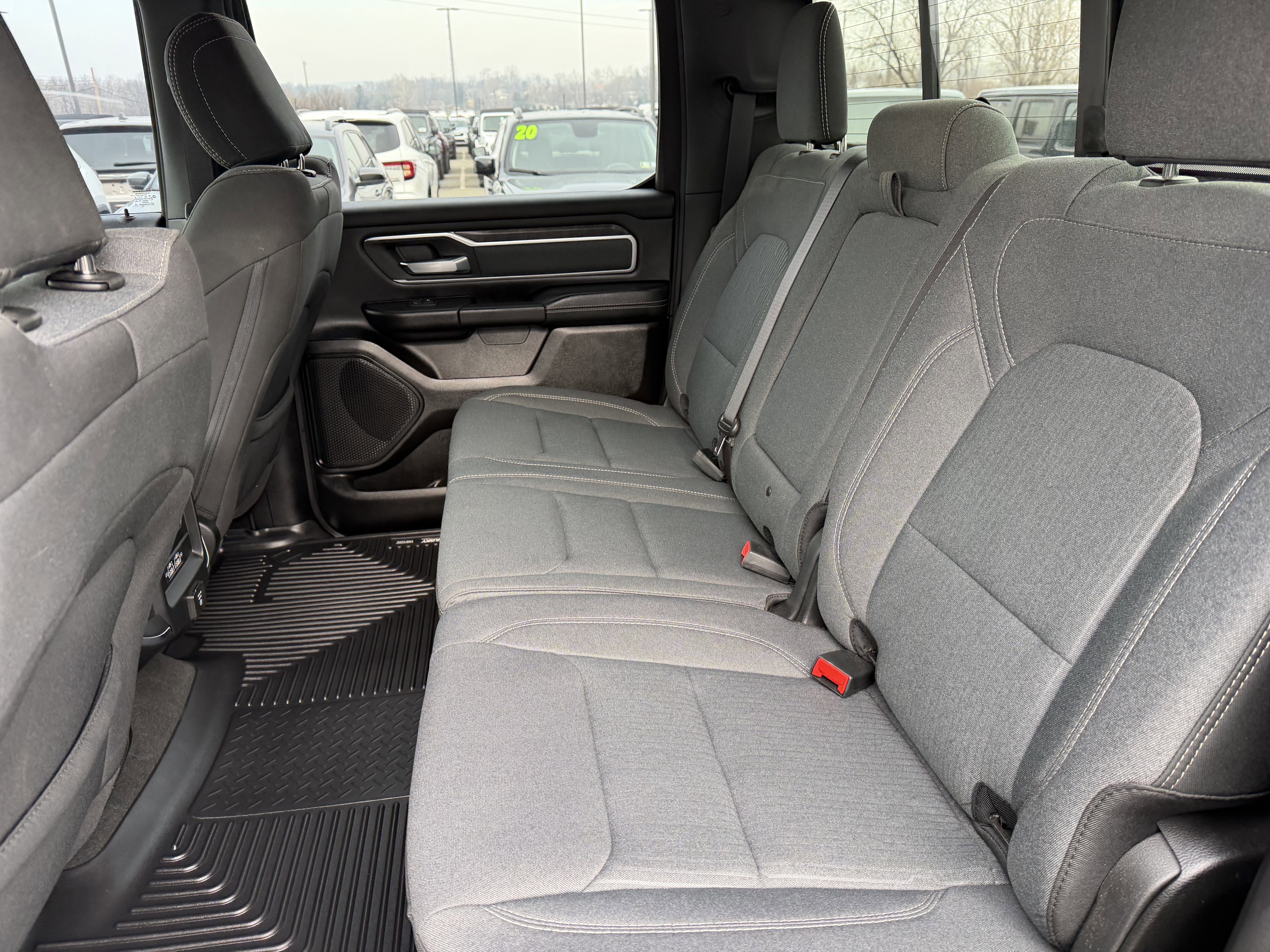 2022 RAM 1500 Big Horn Crew Cab 4x4 5'7' Box