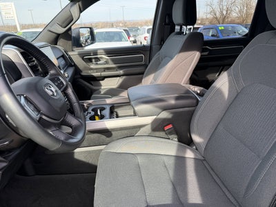 2022 RAM 1500 Big Horn Crew Cab 4x4 5'7' Box