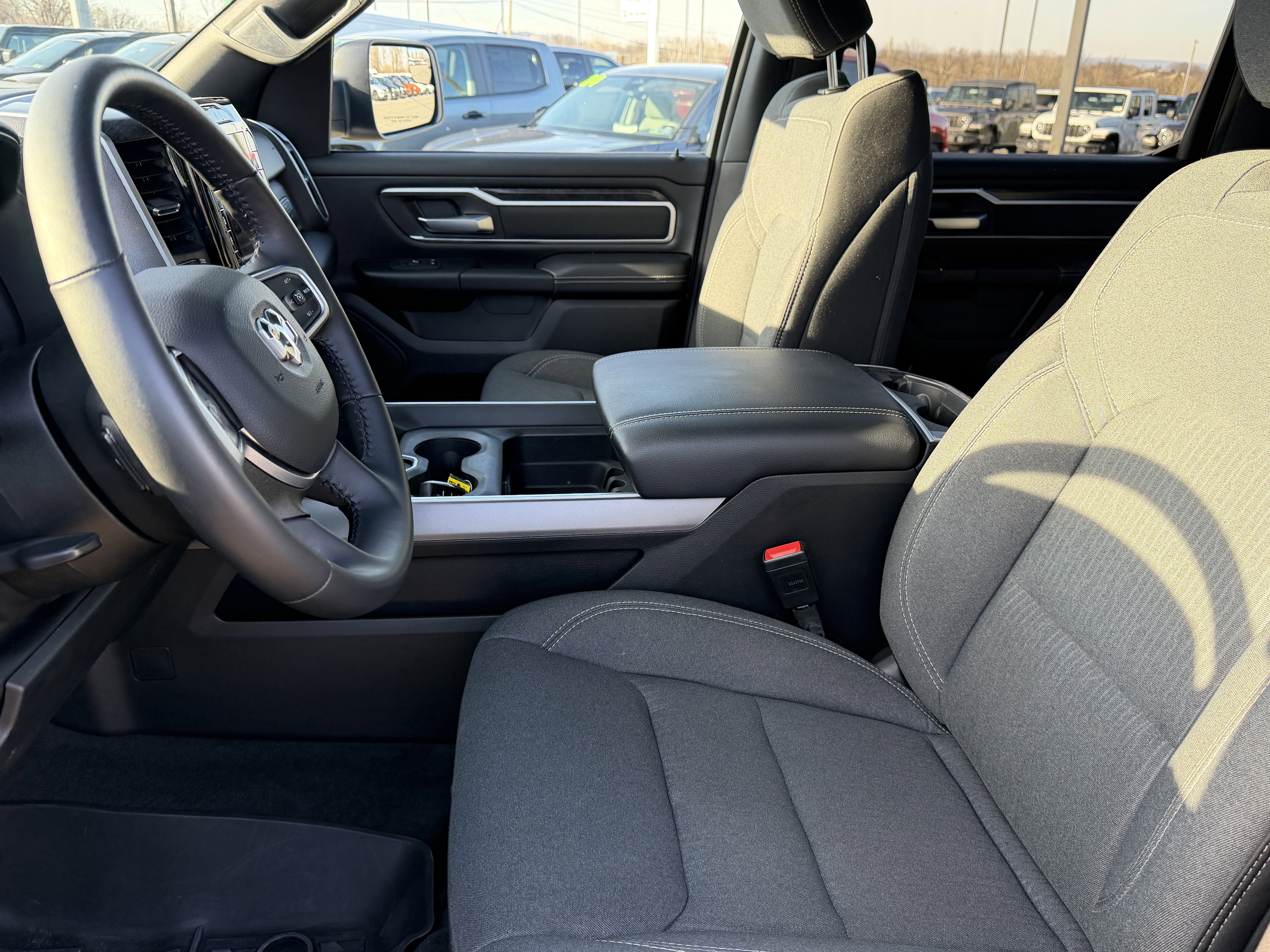 2023 RAM 1500 Big Horn Crew Cab 4x4 5'7' Box