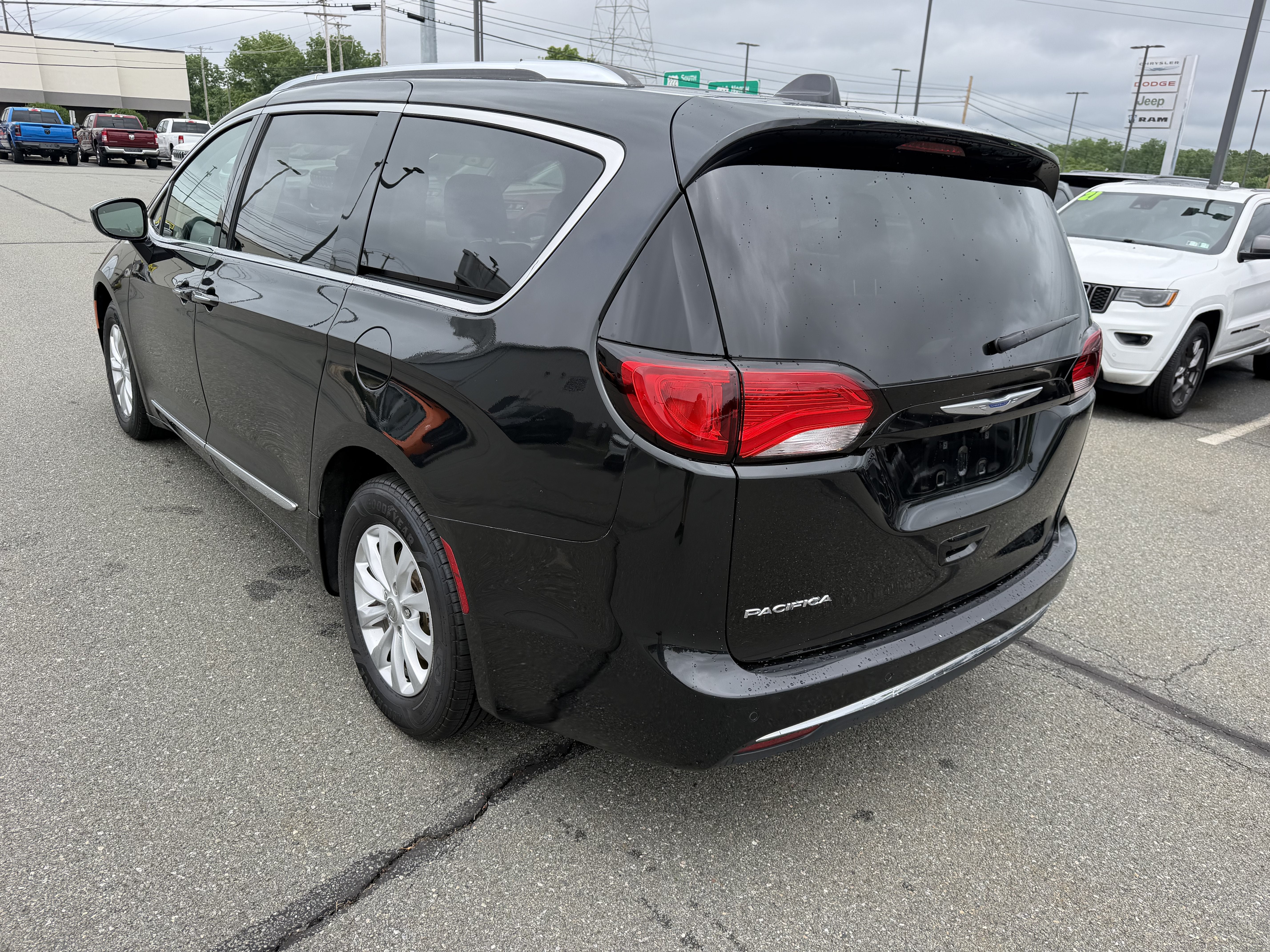 2018 Chrysler Pacifica Touring L