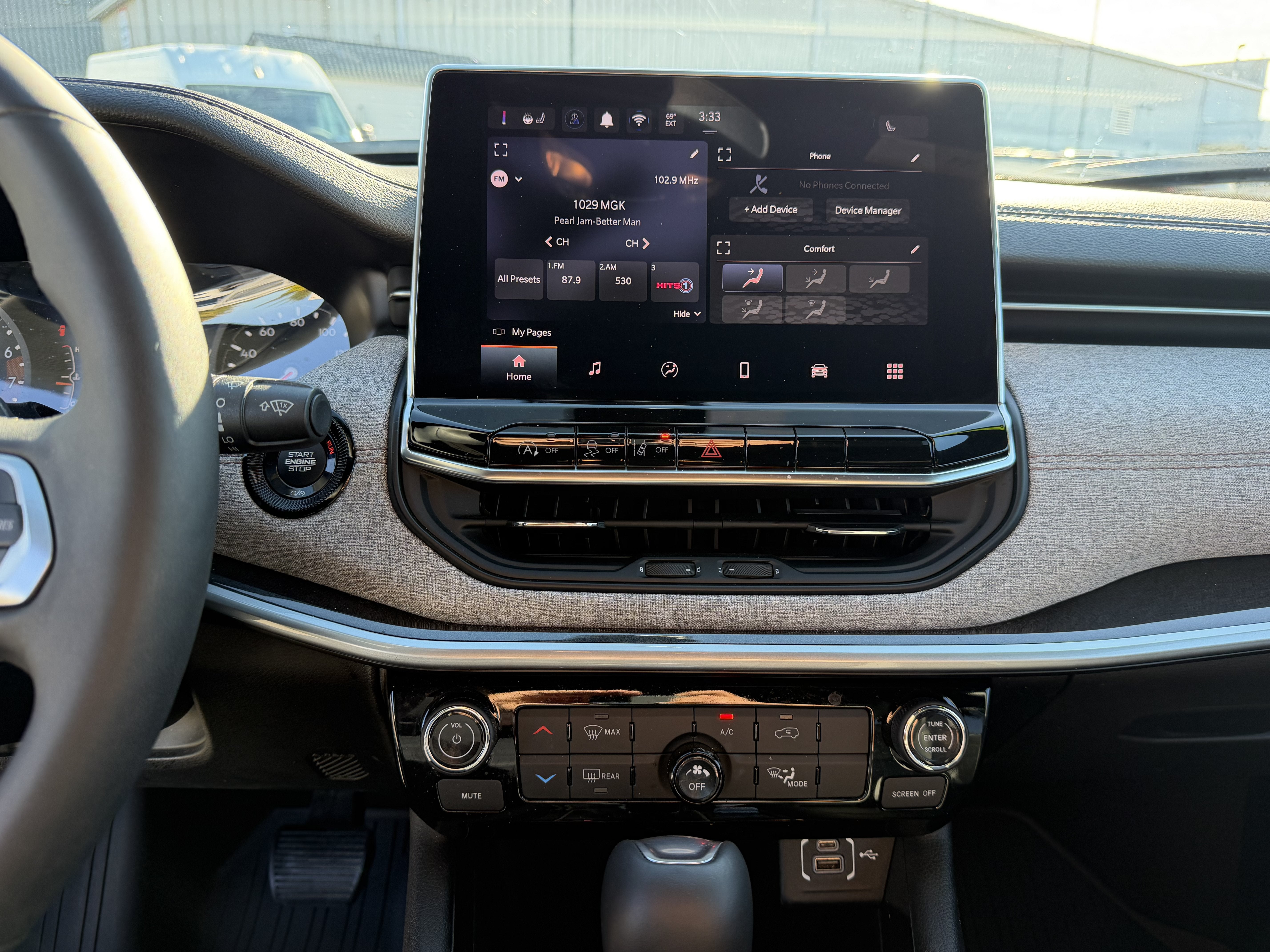2024 Jeep Compass Latitude Lux FWD