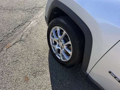 2024 Jeep Compass Latitude Lux FWD