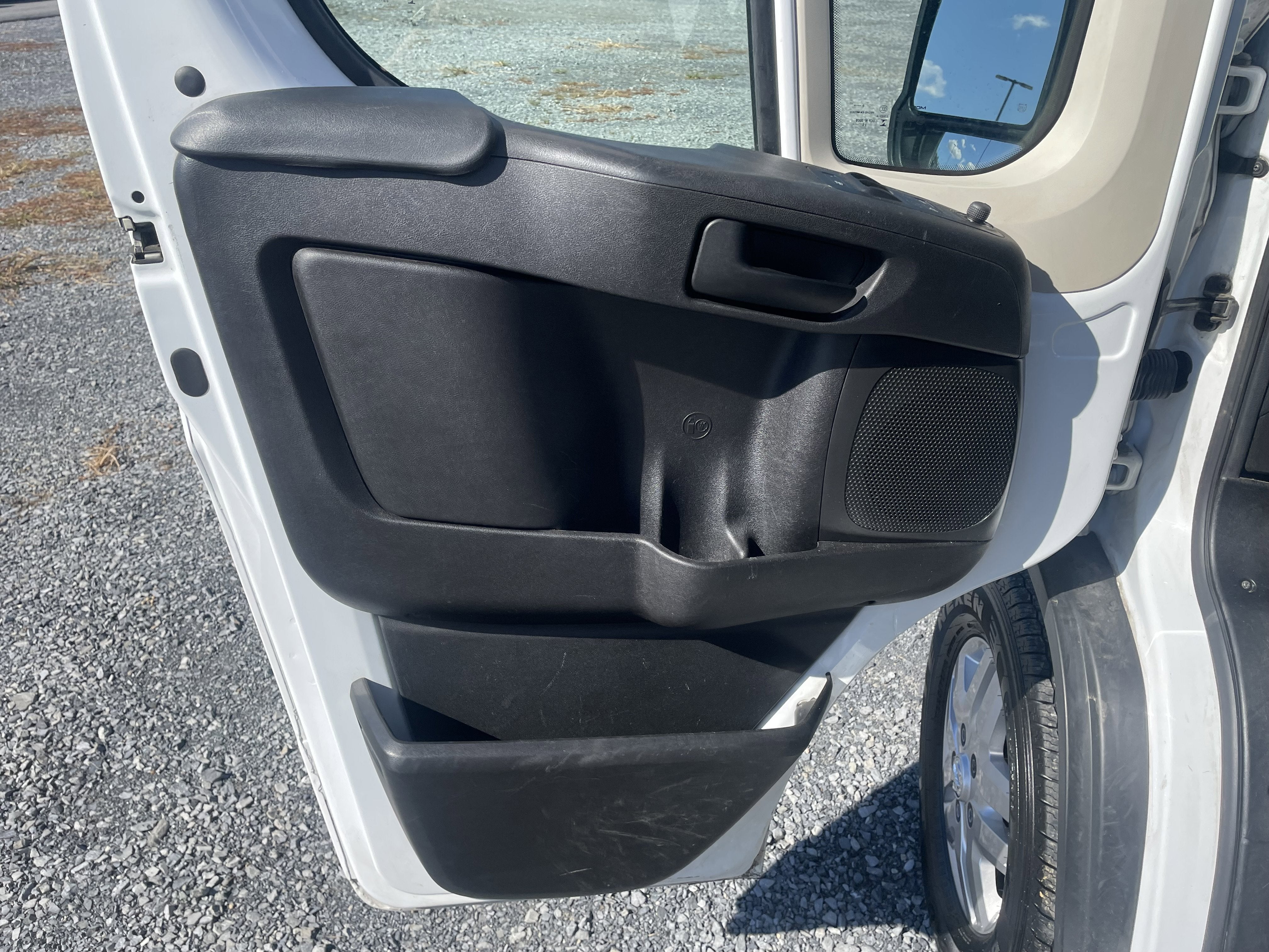 2021 RAM ProMaster 1500 Cargo Van Low Roof 136' WB