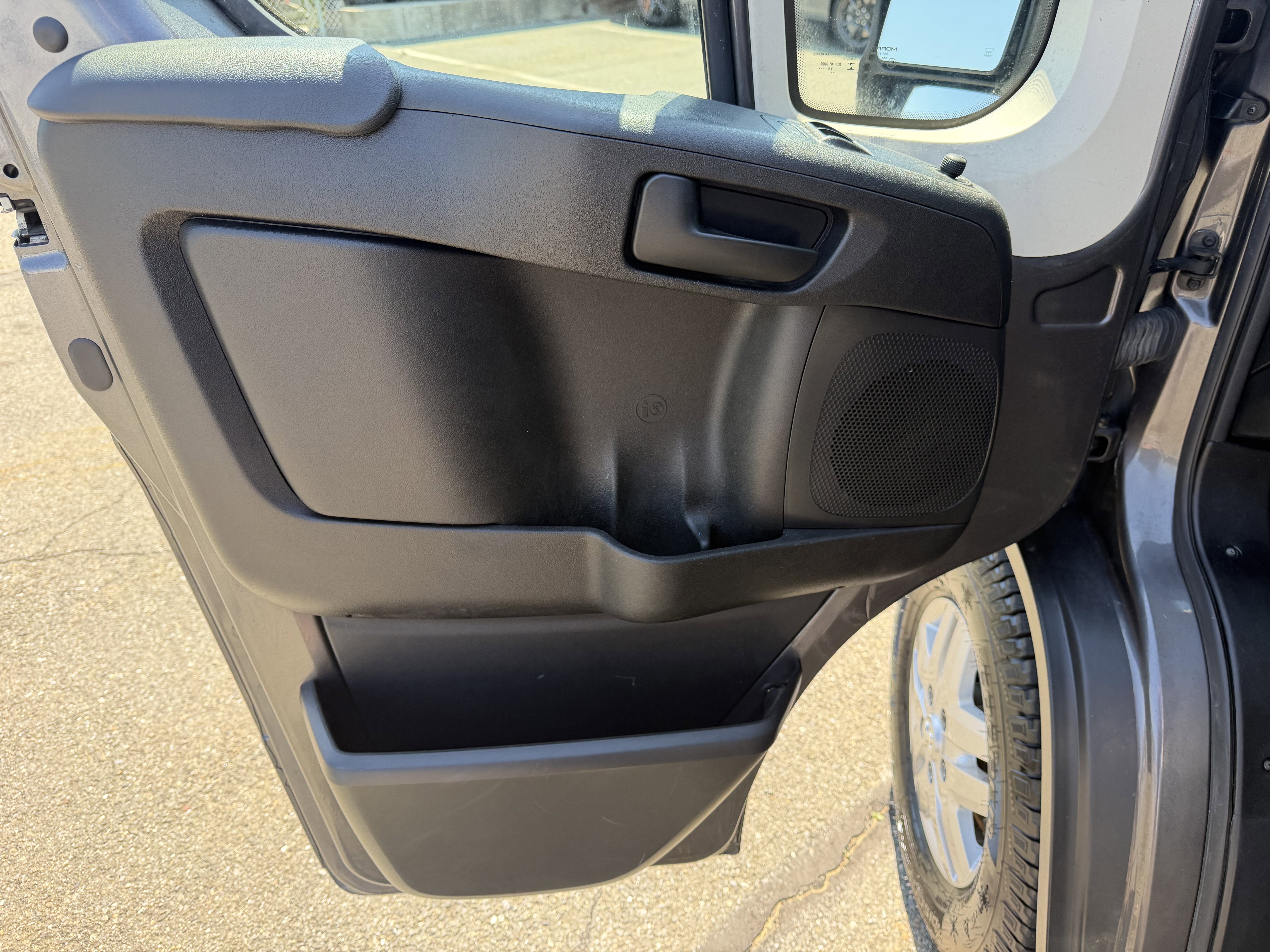 2020 RAM ProMaster 1500 Cargo Van Low Roof 136' WB