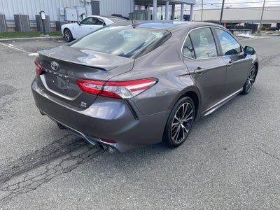 2020 Toyota Camry SE AWD