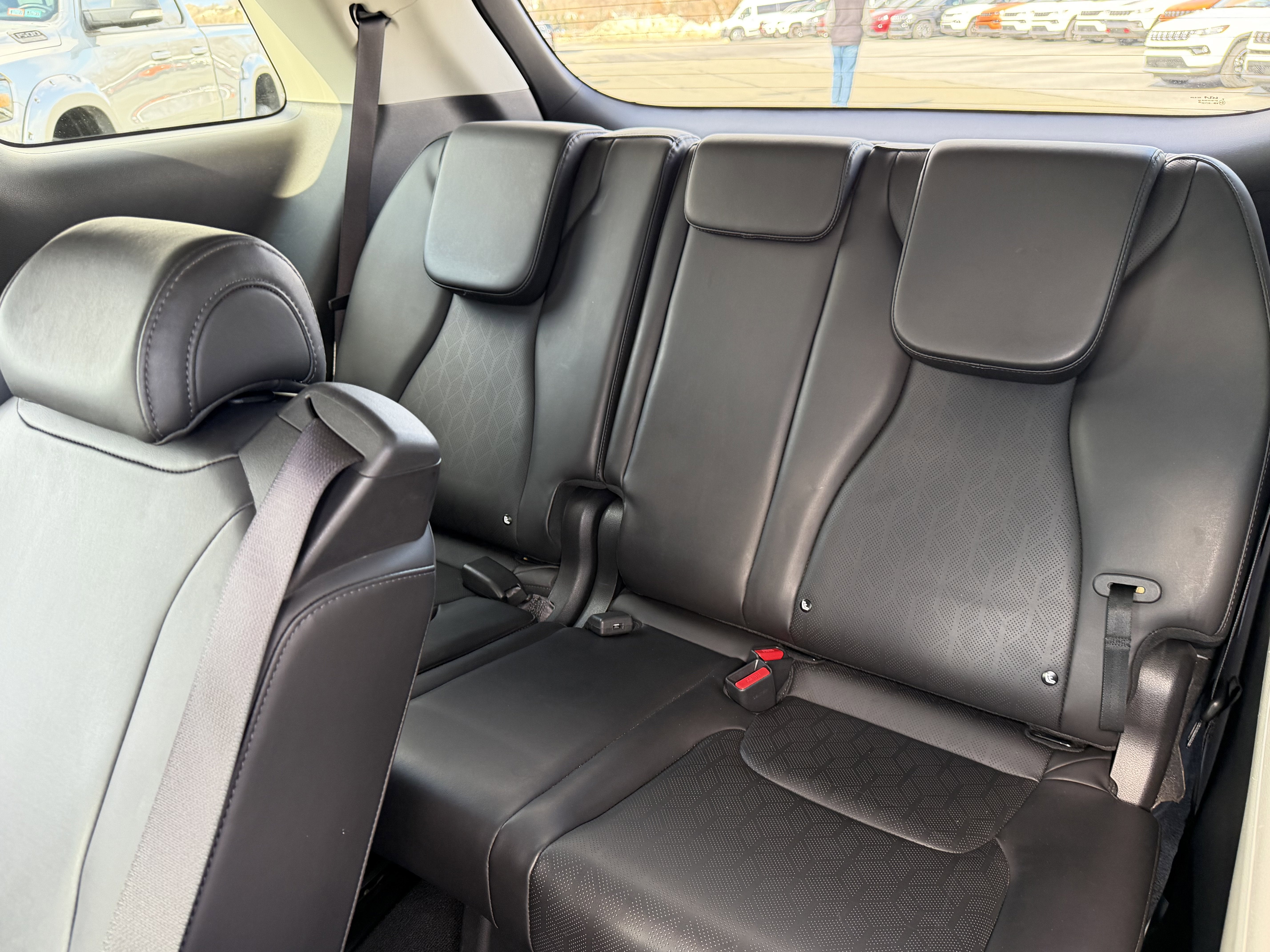 2023 Kia Carnival MPV LX Seat Package